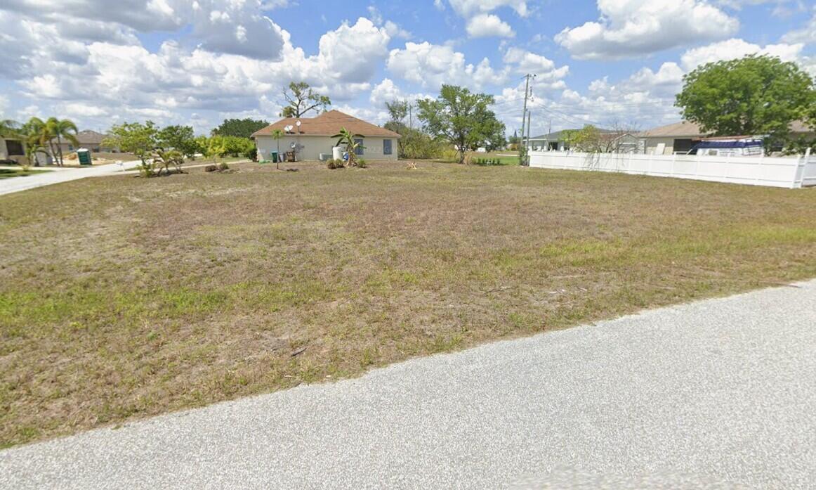 En Venta 2003 NE 7th Avenue E, Cape Coral, FL 33909, Cape Coral, FL 33909