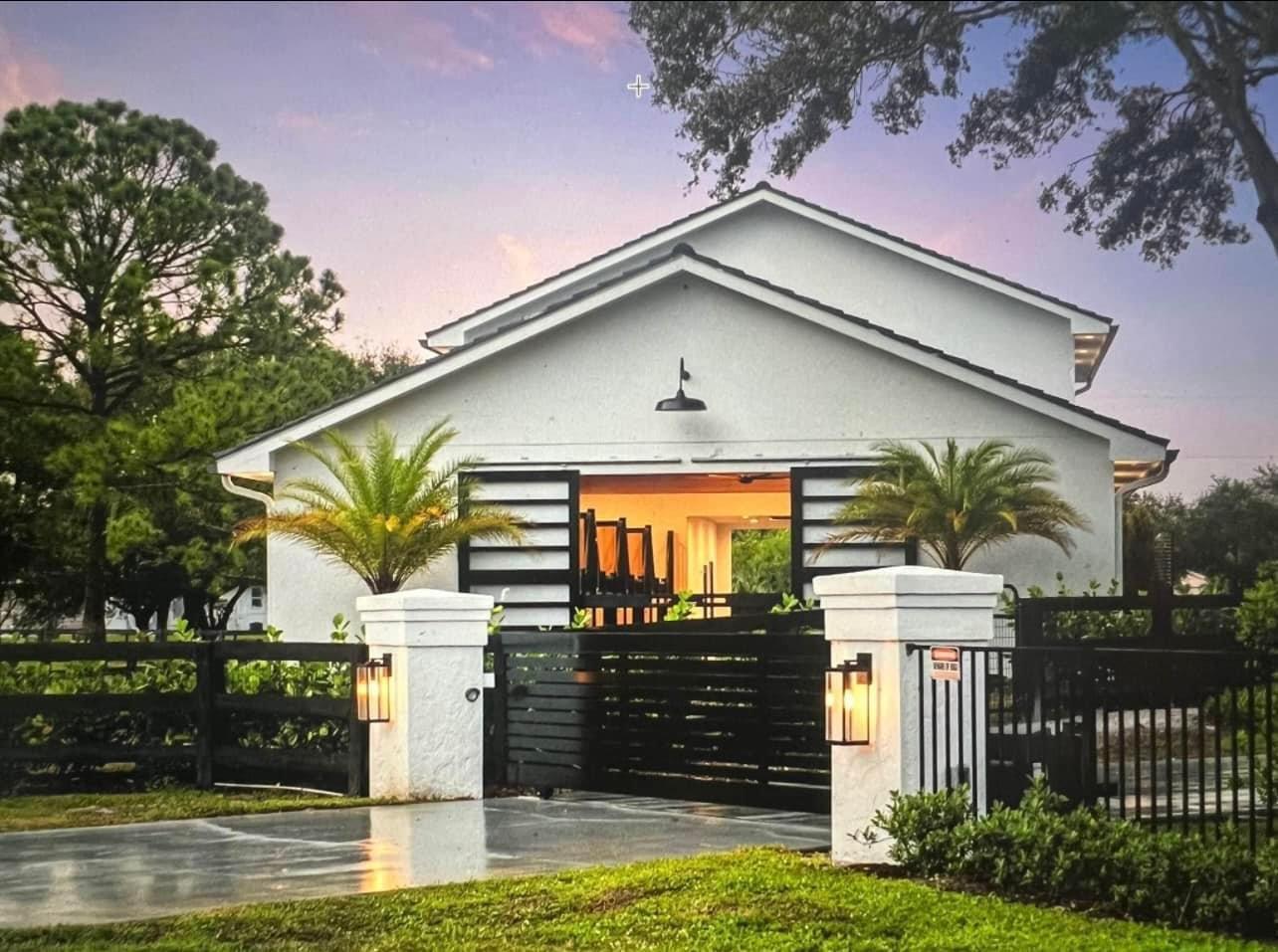 Foto de propiedad en 14322 Drafthorse Lane Stalls, Wellington, FL 33414 Wellington con MLS# 