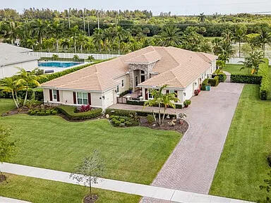 Foto de propiedad en 5716 S Sterling Ranch, Davie, FL 33314 Davie con MLS# 