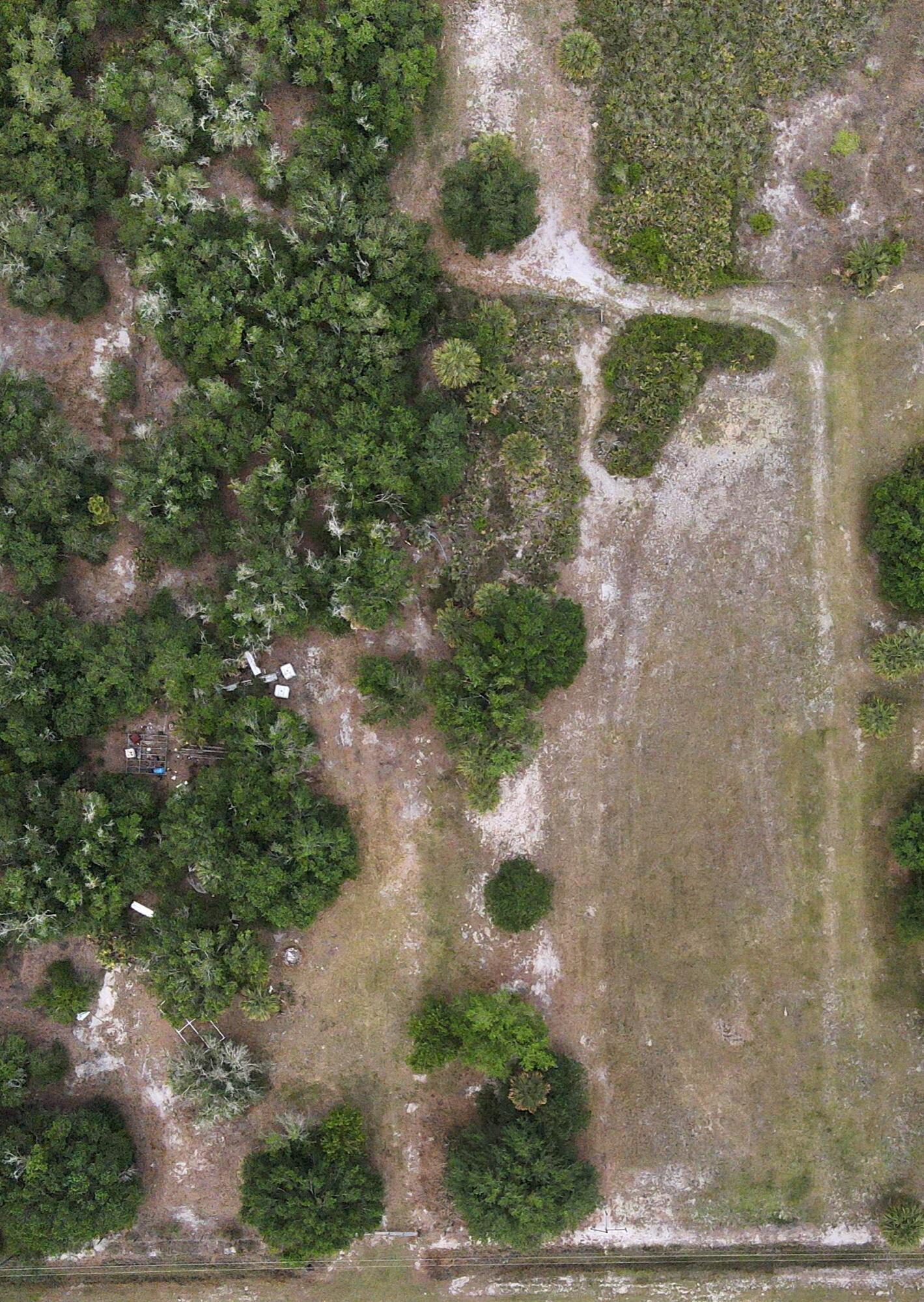 Foto de propiedad en 21877 NW 286th Street, Okeechobee, FL 34972 Okeechobee con MLS# 