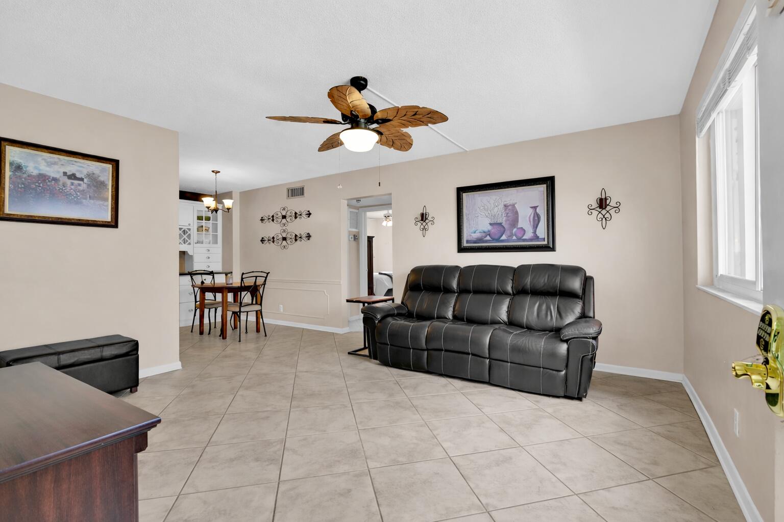 Vendido 6263 NE 19th Avenue 1011, Fort Lauderdale, FL 33308, Fort Lauderdale, FL 33308