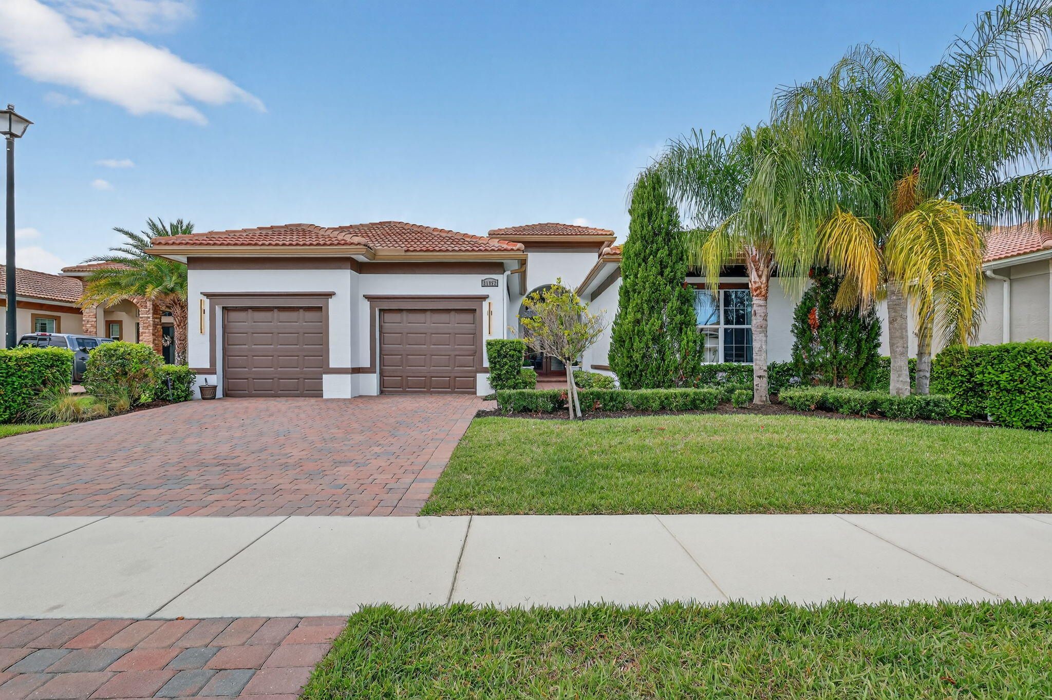 Foto de propiedad en 21852 SW Tivolo Way, Port St. Lucie, FL 34986 Port St. Lucie con MLS# 
