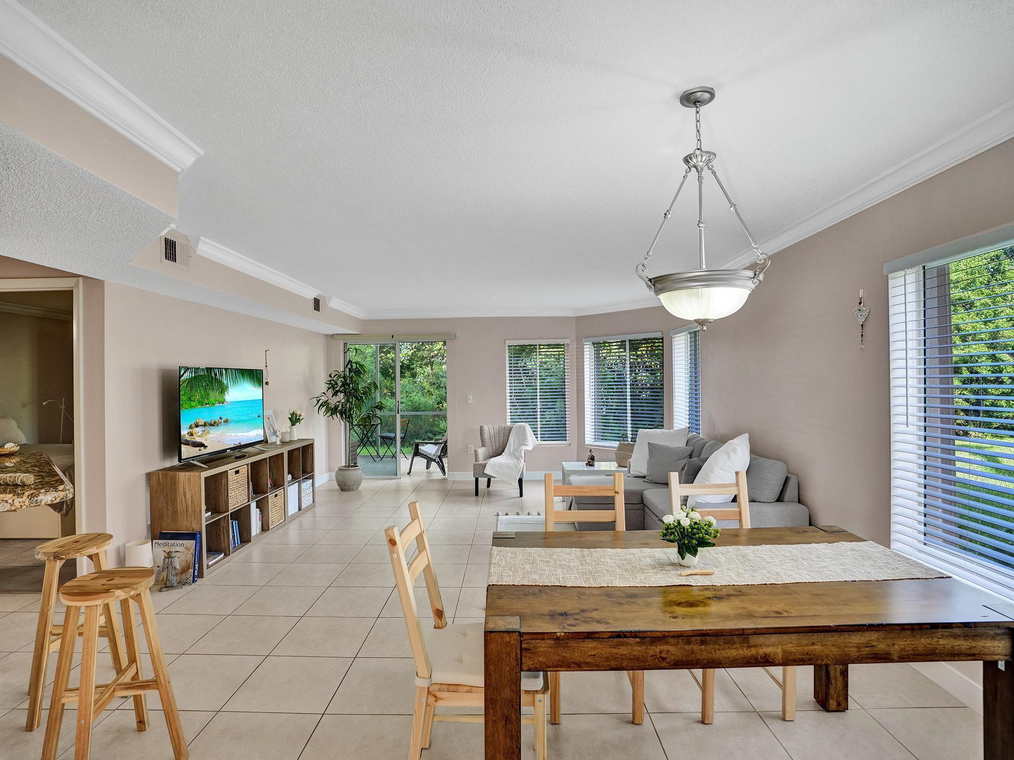 Vendido 815 W Boynton Beach Boulevard 9-108, Boynton Beach, FL 33426, Boynton Beach, FL 33426