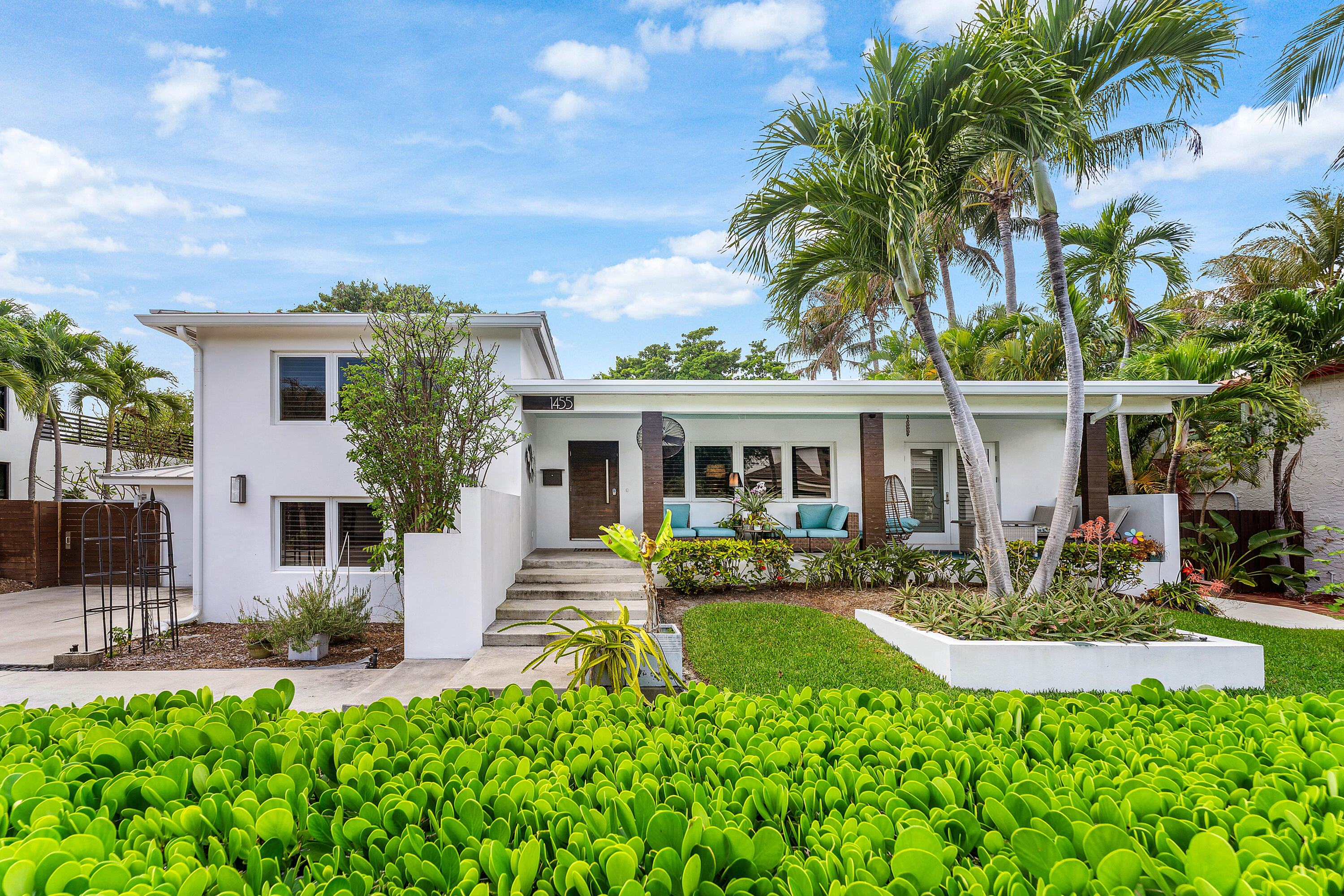 Foto de propiedad en 1455 NE 4th Avenue, Boca Raton, FL 33432 Boca Raton con MLS# 