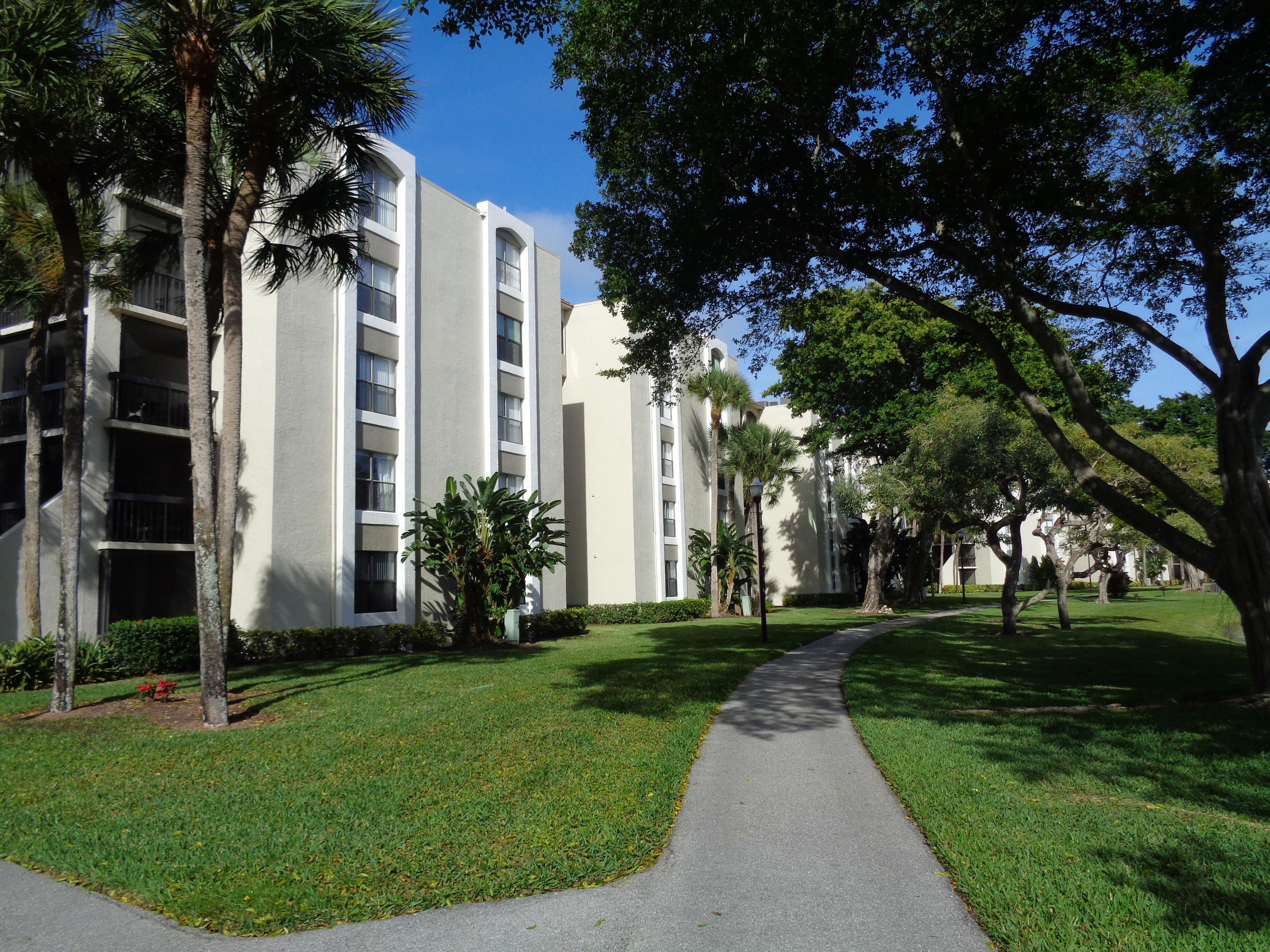 Alquilada 950 Lavers Circle F404, Delray Beach, FL 33444, Delray Beach, FL 33444