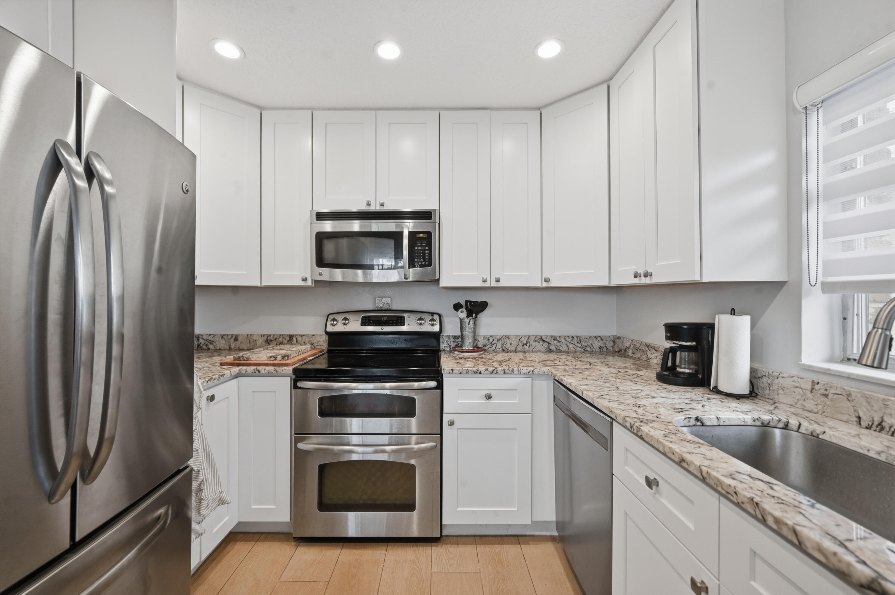 Foto de propiedad en 324 Orange Tree Drive 4, Atlantis, FL 33462 Atlantis con MLS# 