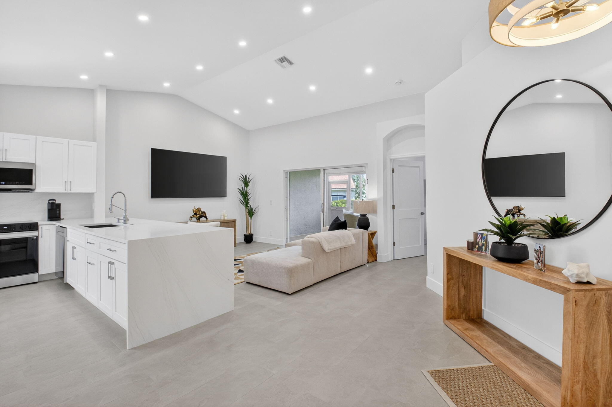 Foto de propiedad en 6171 Floral Lakes Drive, Delray Beach, FL 33484 Delray Beach con MLS# 