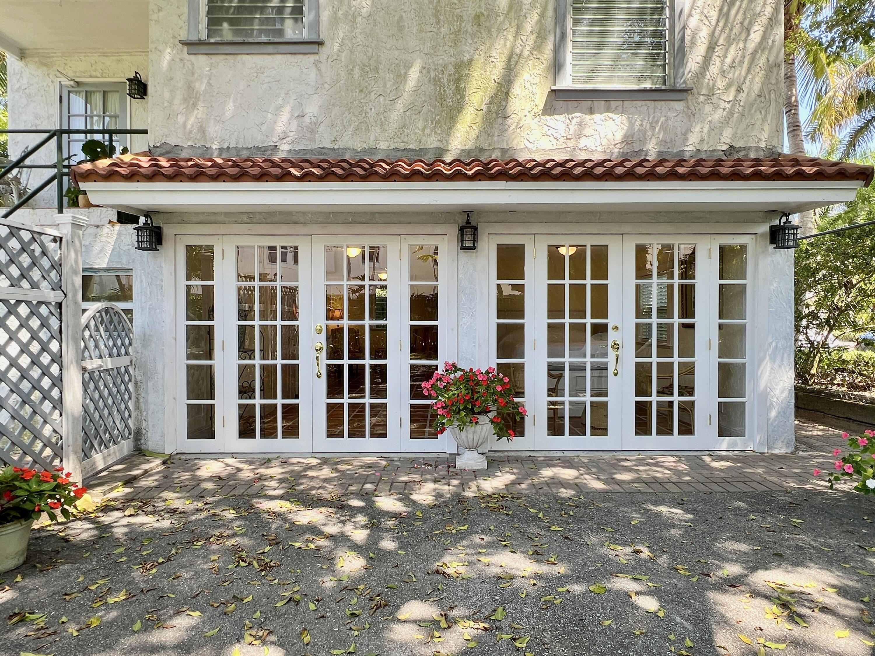 Alquilada 336 Monroe Drive 2, West Palm Beach, FL 33405, West Palm Beach, FL 33405