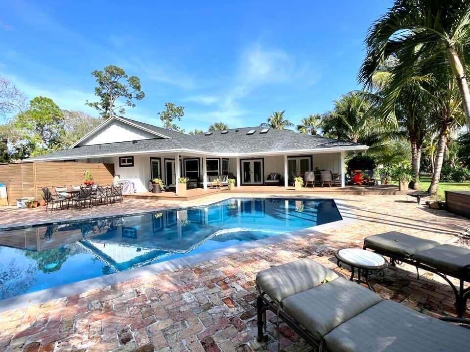 Foto de propiedad en 14256 Greentree Trail, Wellington, FL 33414 Wellington con MLS# 
