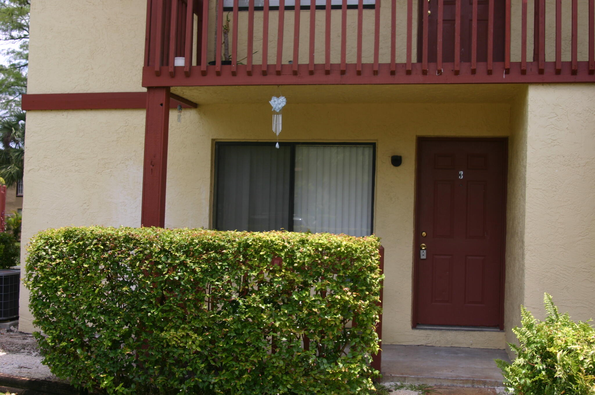 Foto de propiedad en 2070 NW 43rd Terrace Apt 3, Lauderhill, FL 33313 Lauderhill con MLS# 