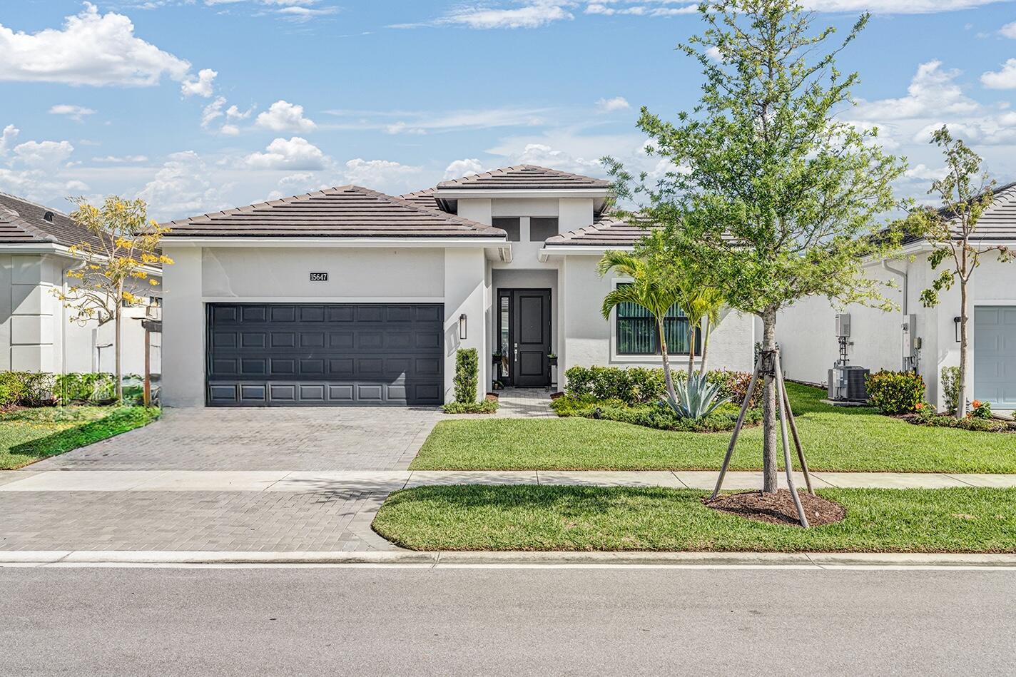 Foto de propiedad en 15647 Merritt Drive, Westlake, FL 33470 Westlake con MLS# 
