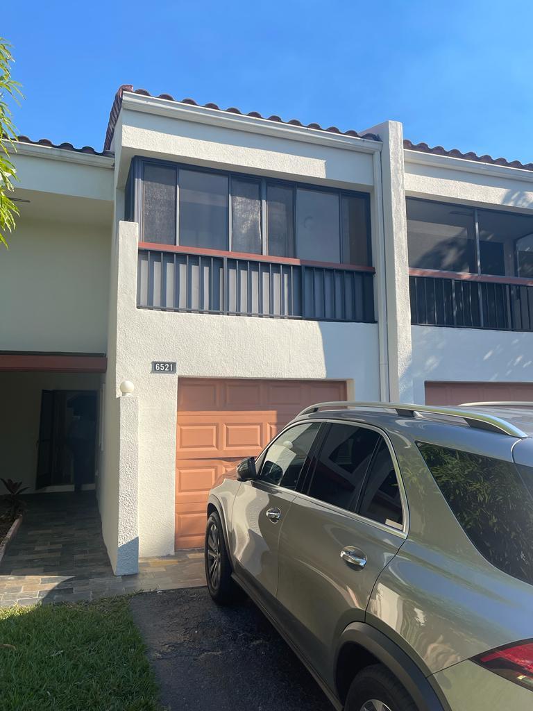 Alquilada 6521 Racquet Club Drive 51, Lauderhill, FL 33319, Lauderhill, FL 33319