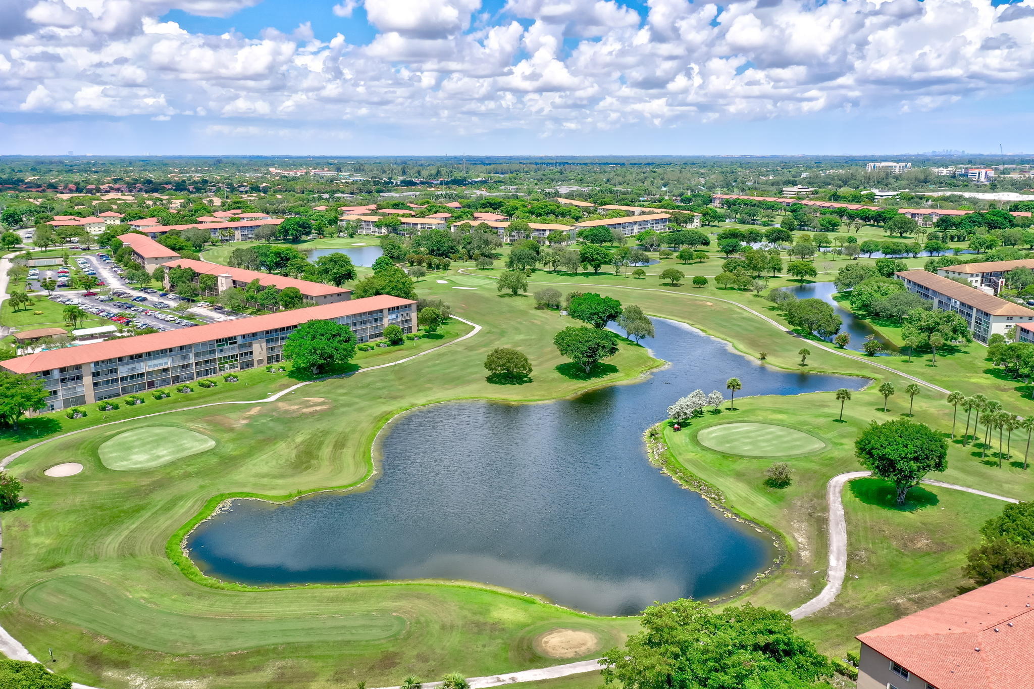 Foto de propiedad en 801 SW 141st Avenue 306-o, Pembroke Pines, FL 33027 Pembroke Pines con MLS# 