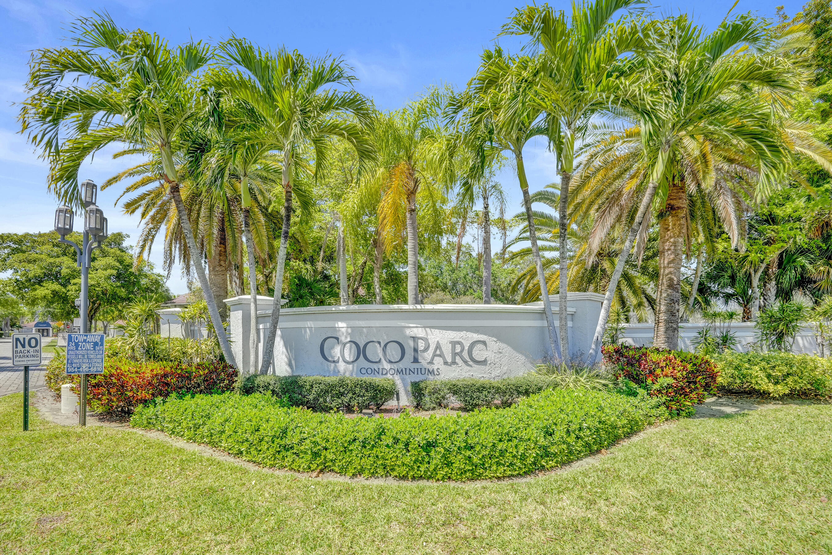 Foto de propiedad en 801 Lyons Road 19103, Coconut Creek, FL 33063 Coconut Creek con MLS# 