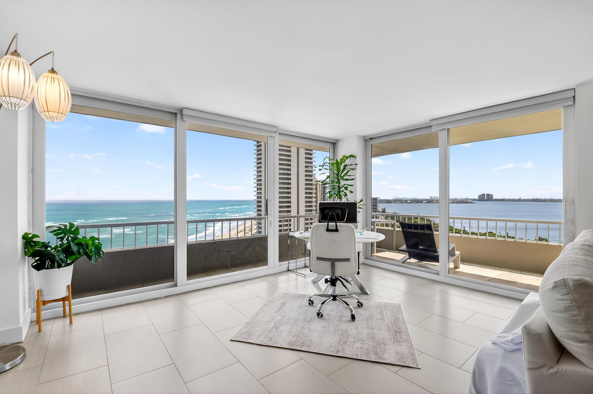Foto de propiedad en 5540 N Ocean Drive 9b, Singer Island, FL 33404 Singer Island con MLS# 
