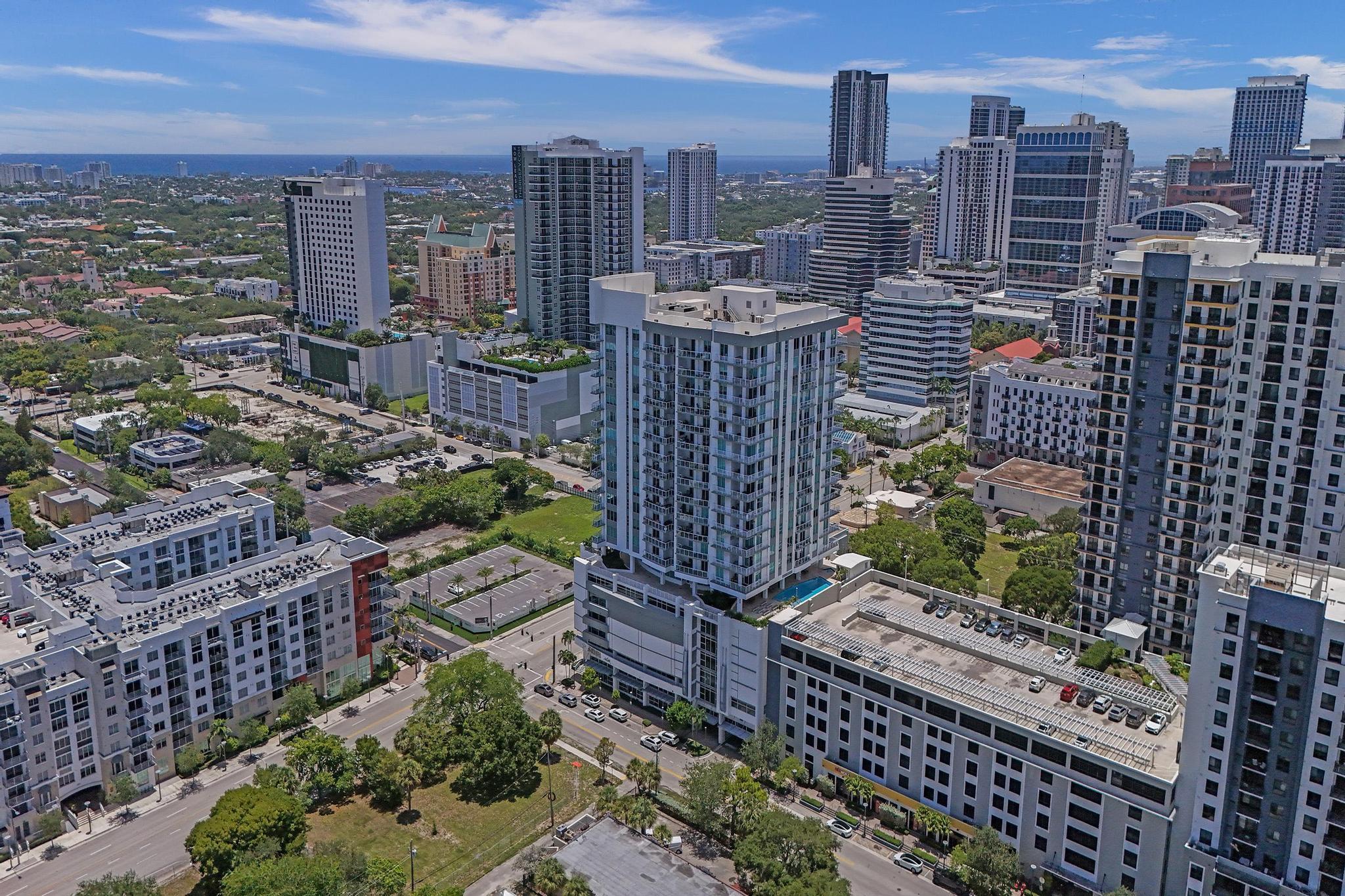 Foto de propiedad en 315 NE 3rd Avenue 1201, Fort Lauderdale, FL 33301 Fort Lauderdale con MLS# 