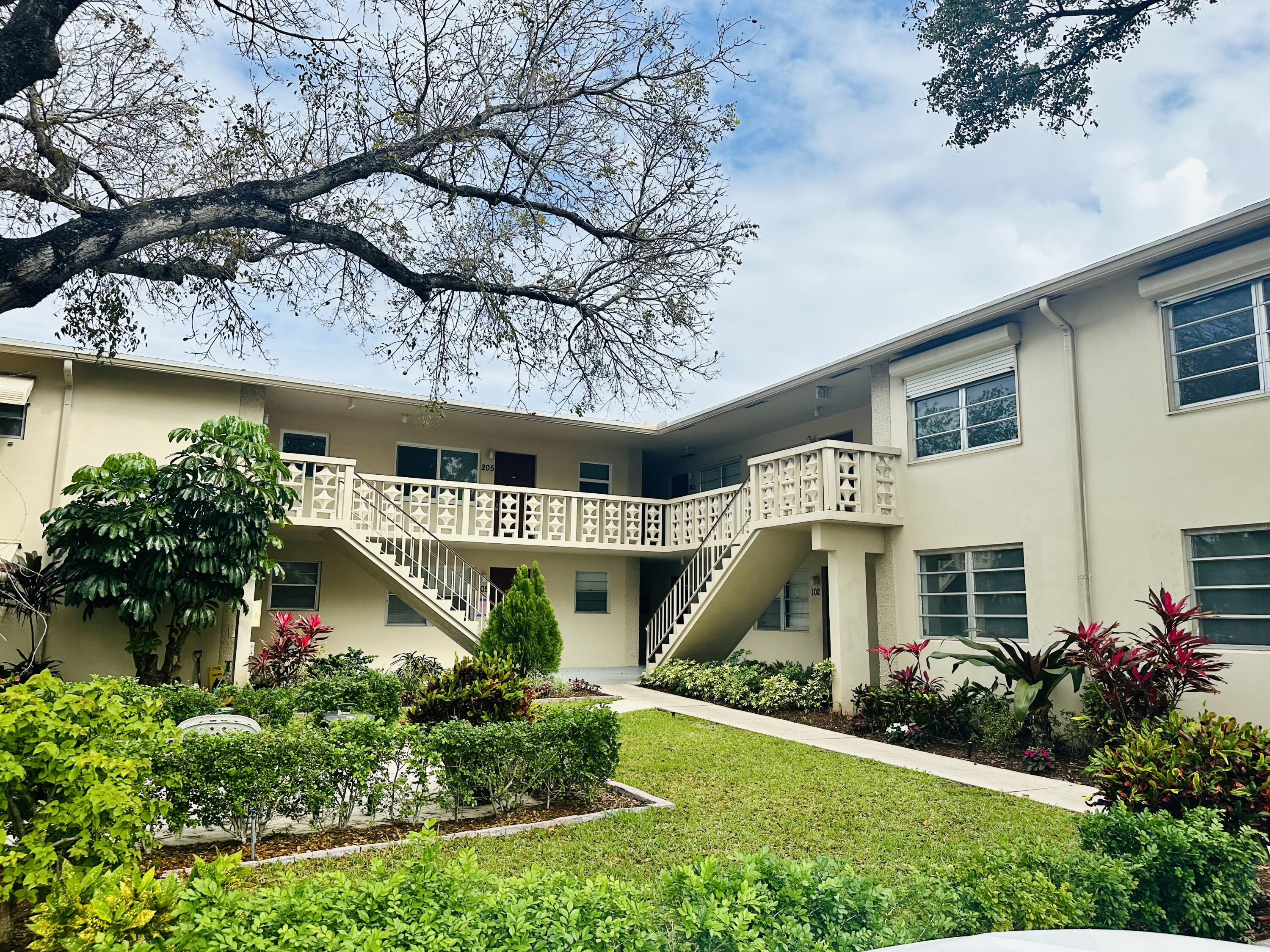 Alquilada 606 S C Street 201, Lake Worth Beach, FL 33460, Lake Worth Beach, FL 33460