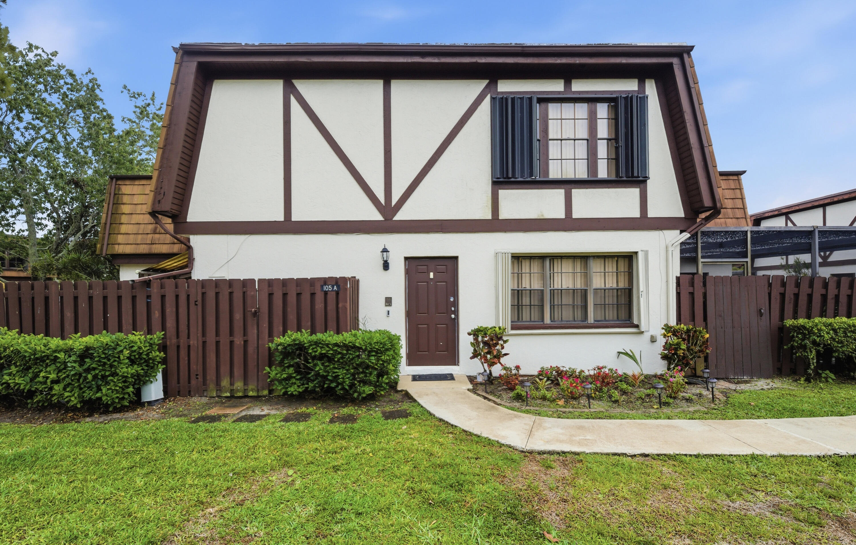 En Venta 105 Weybridge Circle A, Royal Palm Beach, FL 33411, Royal Palm Beach, FL 33411