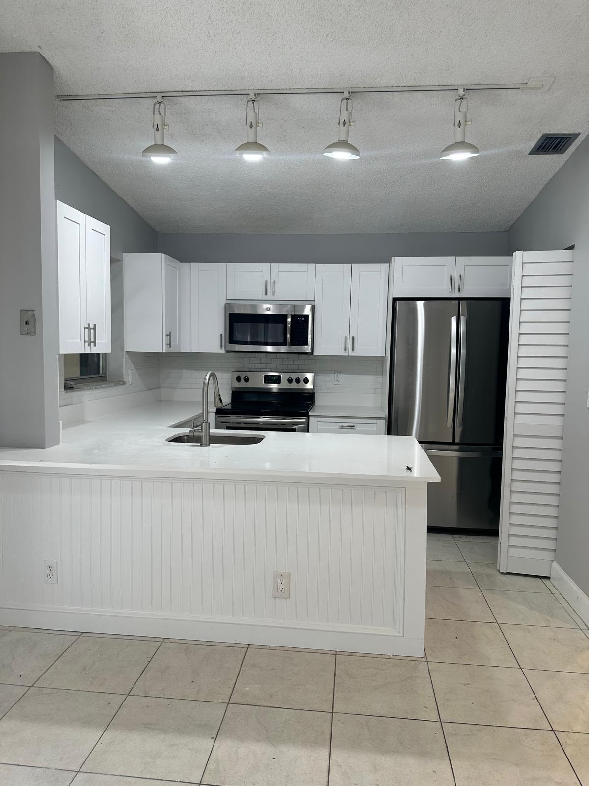 Alquilada 22281 Timberly Drive, Boca Raton, FL 33428, Boca Raton, FL 33428