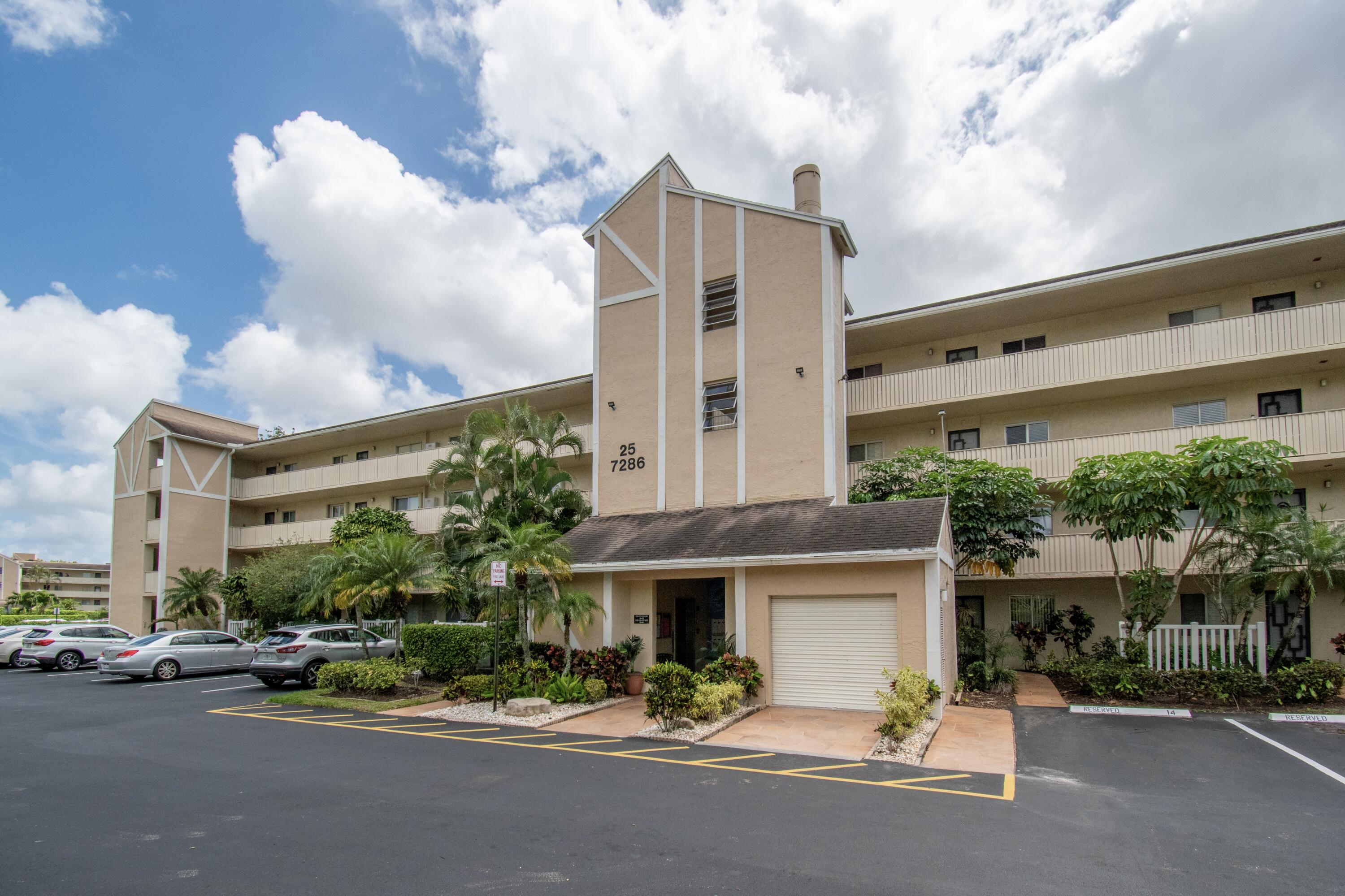 Foto de propiedad en 7286 Huntington Lane 408, Delray Beach, FL 33446 Delray Beach con MLS# 