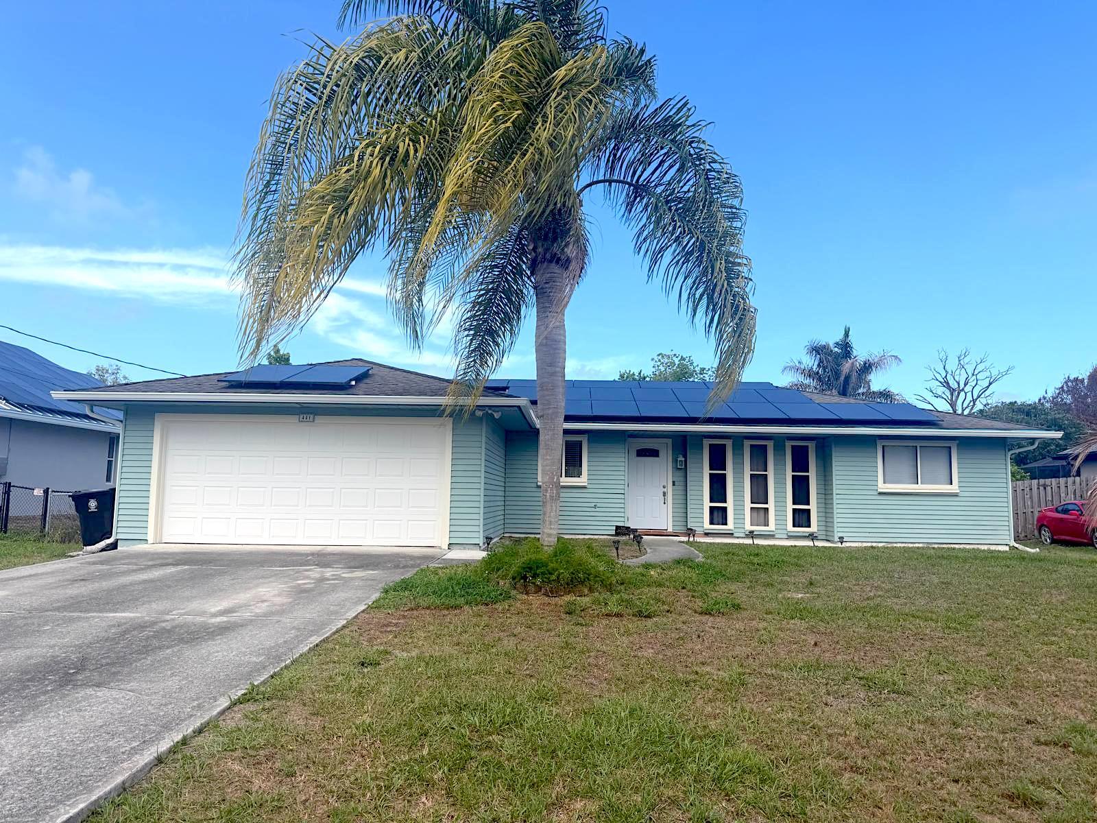 Foto de propiedad en 441 SE Glenwood Drive, Port St. Lucie, FL 34984 Port St. Lucie con MLS# 