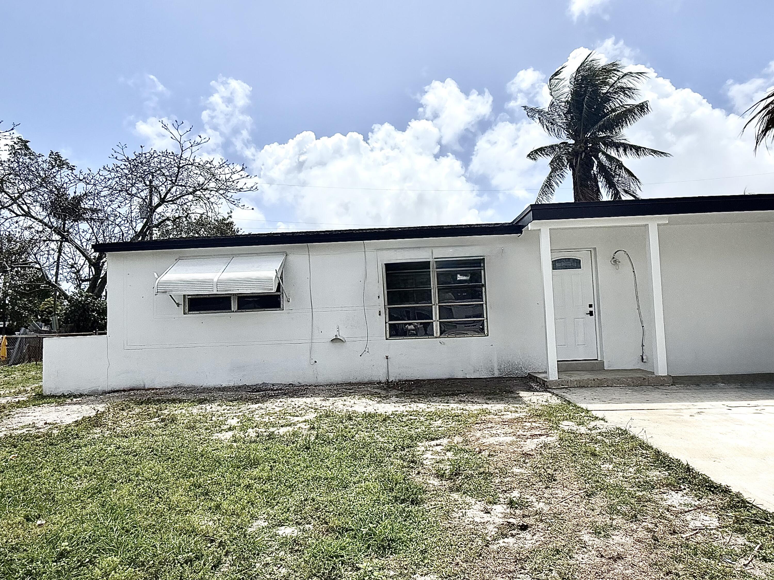 Alquilada 2018 Whitney Road, West Palm Beach, FL 33409, West Palm Beach, FL 33409