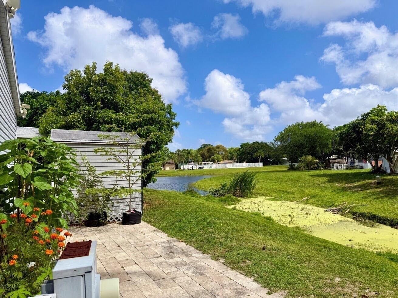 Foto de propiedad en 135 Parkside Court, Coconut Creek, FL 33073 Coconut Creek con MLS# 