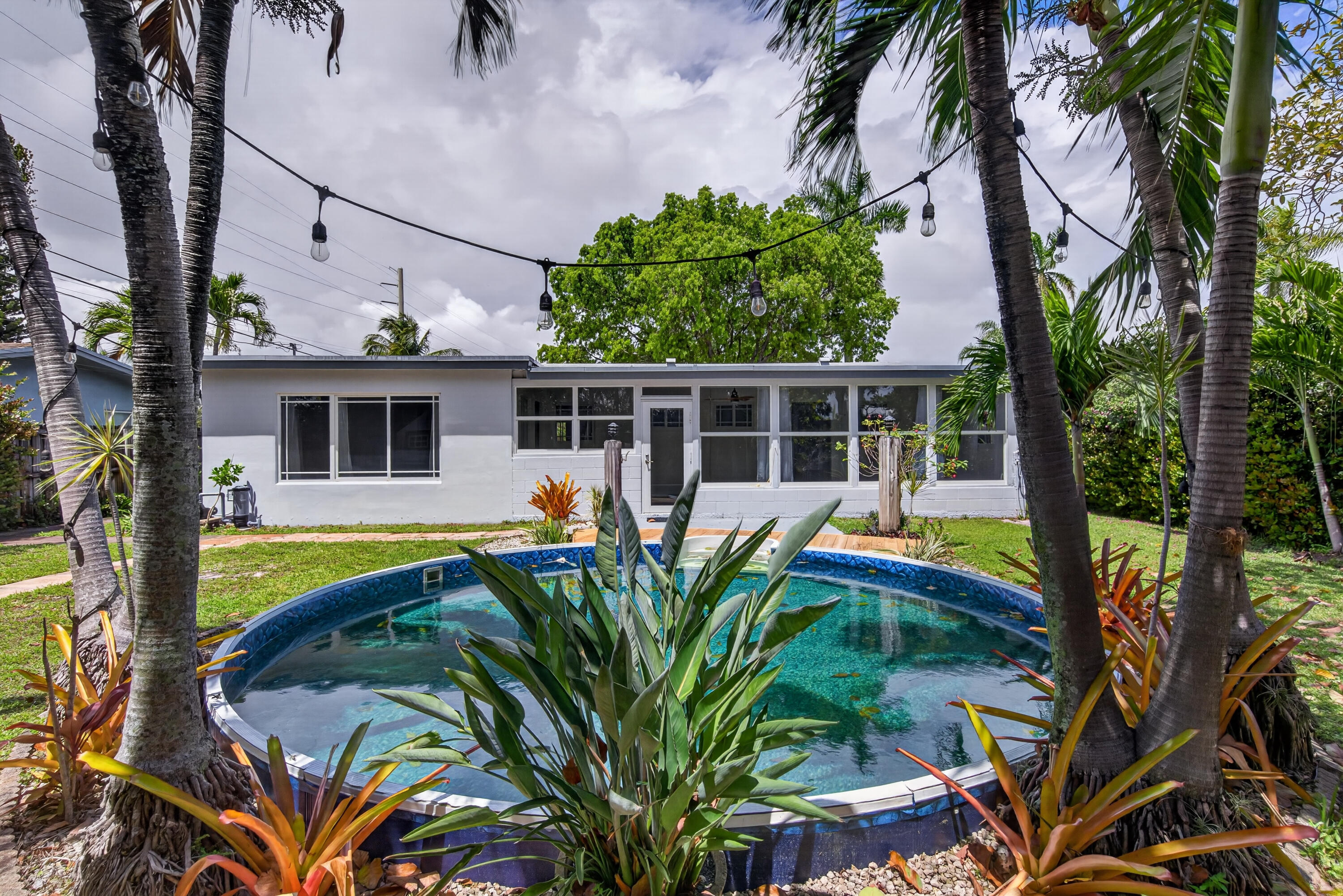 Foto de propiedad en 818 NW 28th Court, Wilton Manors, FL 33311 Wilton Manors con MLS# 