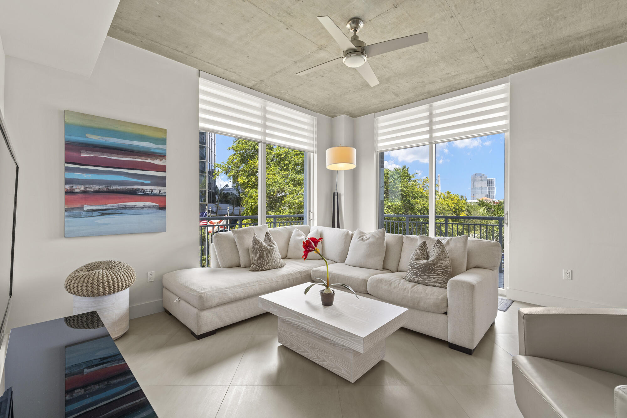 En Renta 300 S Australian Avenue, West Palm Beach, FL 33401, West Palm Beach, FL 33401