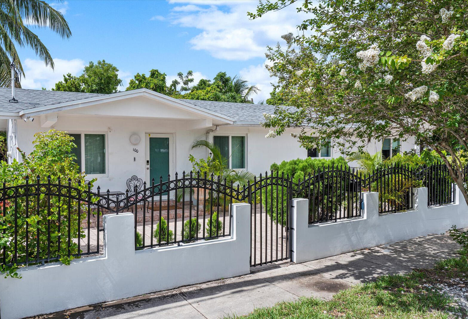 Foto de propiedad en 100 NW 40th Street, Miami, FL 33127 Miami con MLS# 