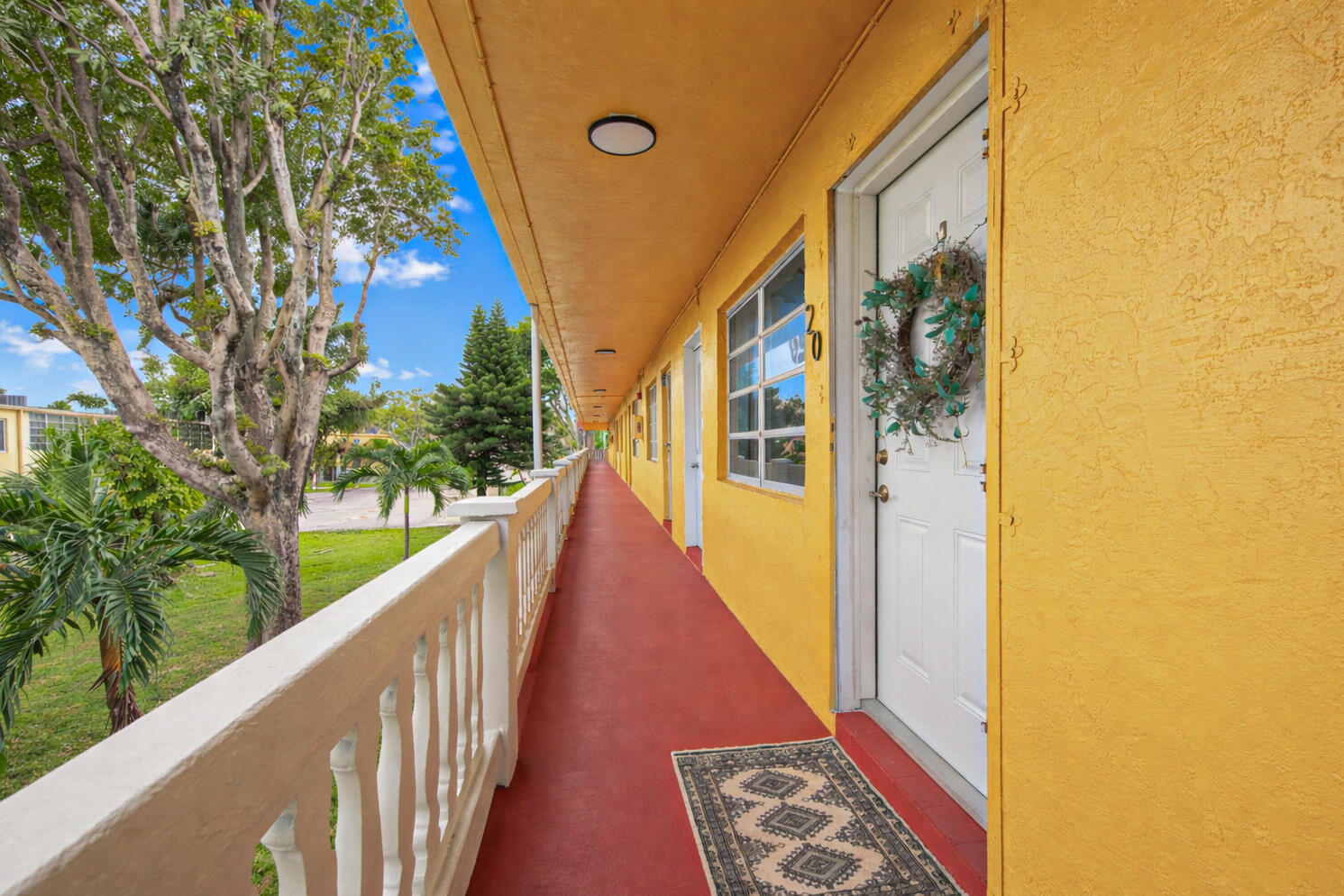 Foto de propiedad en 115 NE 202nd Terrace M20, Miami Gardens, FL 33179 Miami Gardens con MLS# 