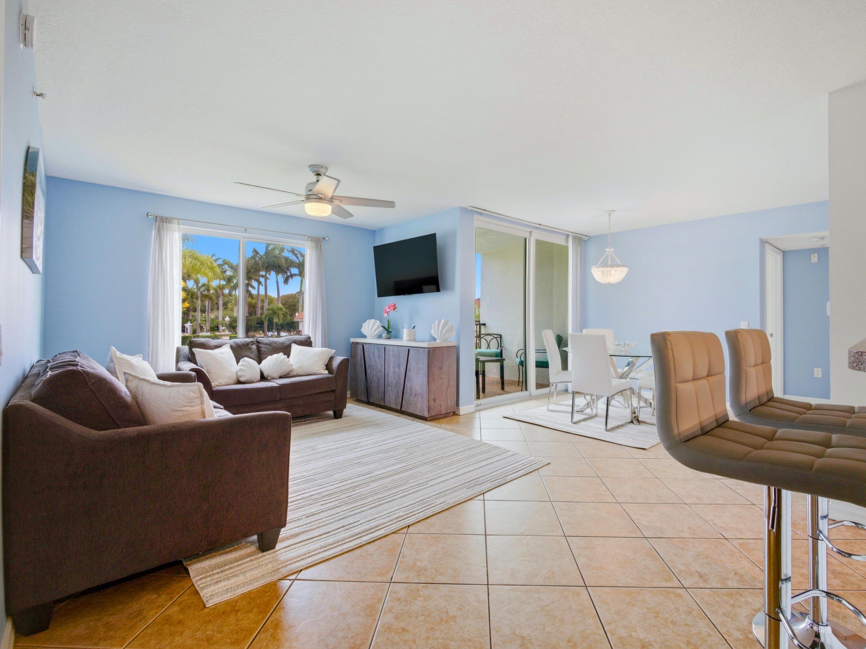 Foto de propiedad en 316 Villa Circle, Boynton Beach, FL 33435 Boynton Beach con MLS# 