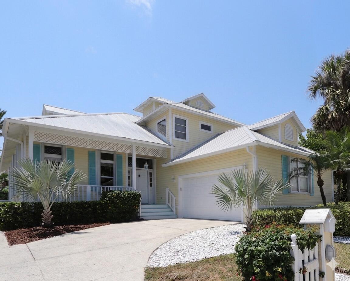 Foto de propiedad en 400 Seaside Lane, Juno Beach, FL 33408 Juno Beach con MLS# 