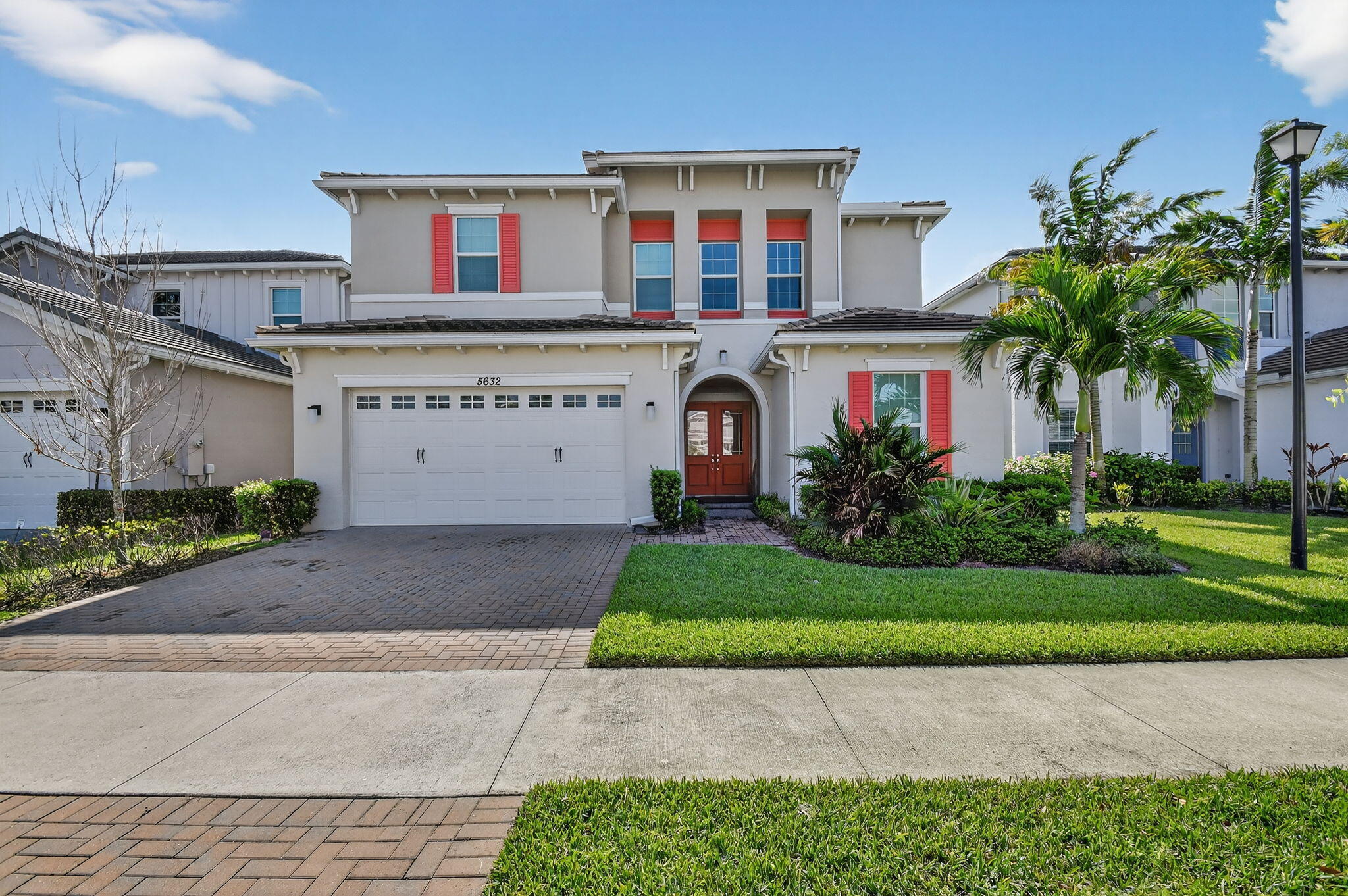 Foto de propiedad en 5632 Liberty Lane, Westlake, FL 33470 Westlake con MLS# 