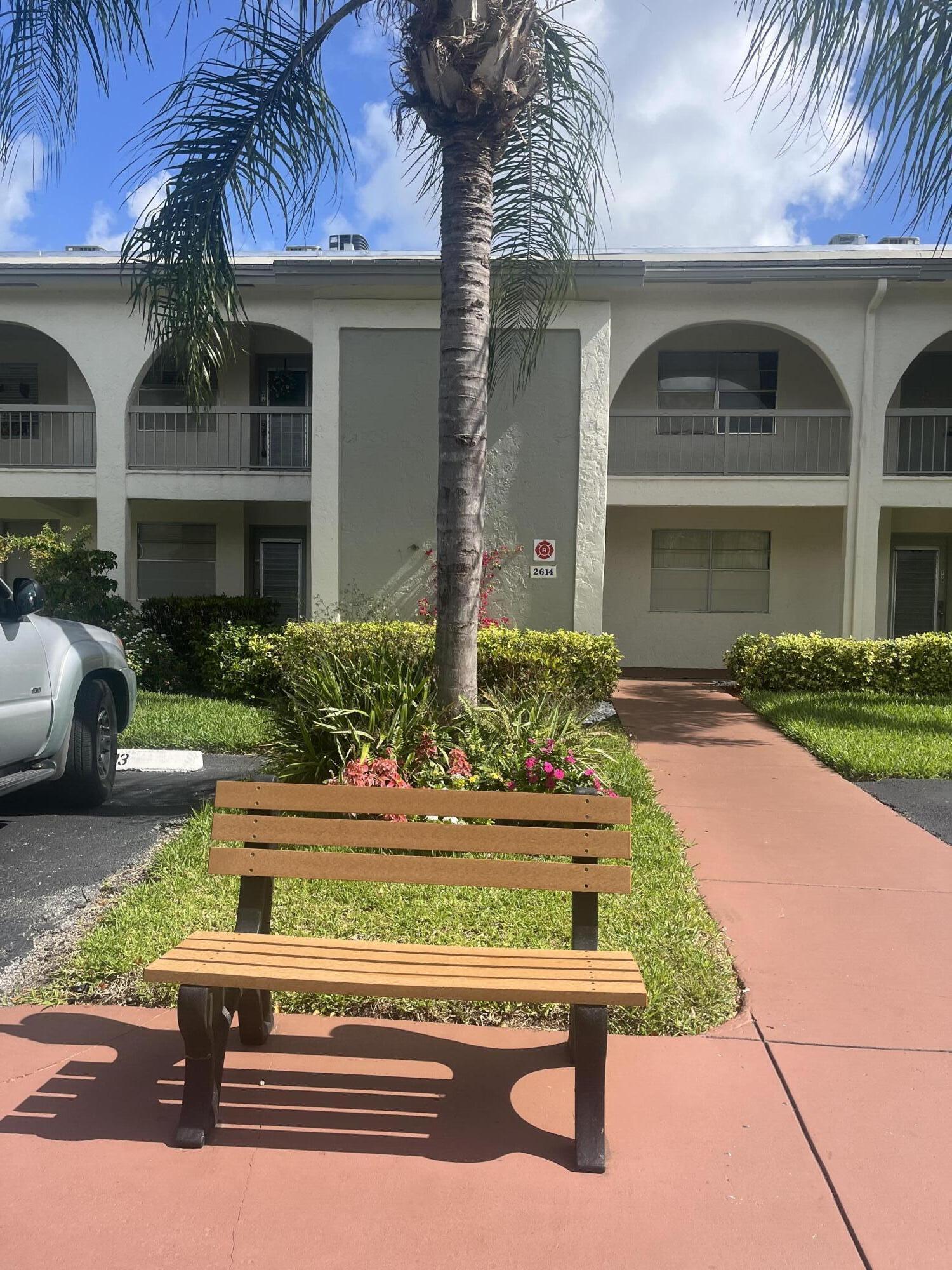 Foto de propiedad en 2614 Nassau Bend H2, Coconut Creek, FL 33066 Coconut Creek con MLS# 