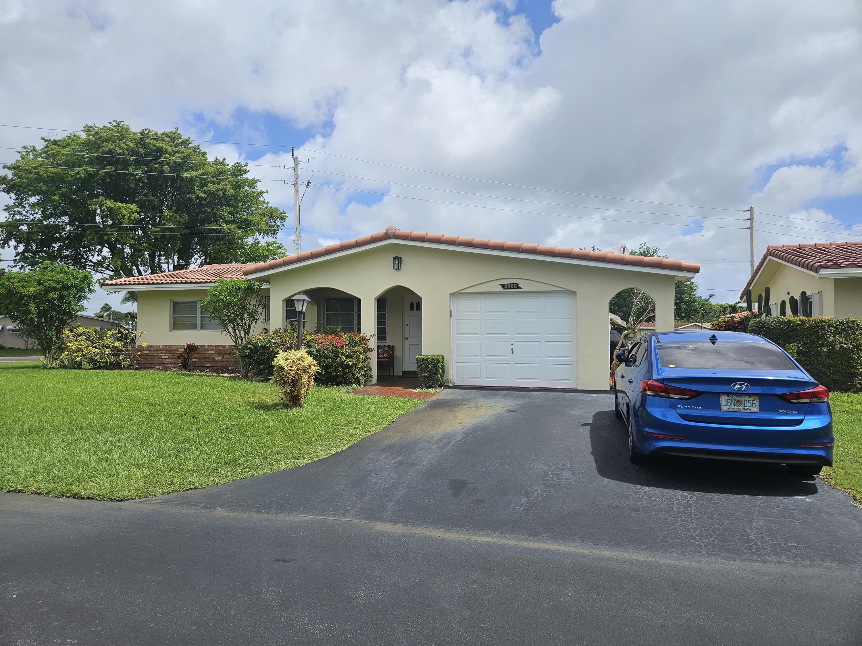 Foto de propiedad en 4460 NW 13th Avenue, Deerfield Beach, FL 33064 Deerfield Beach con MLS# 