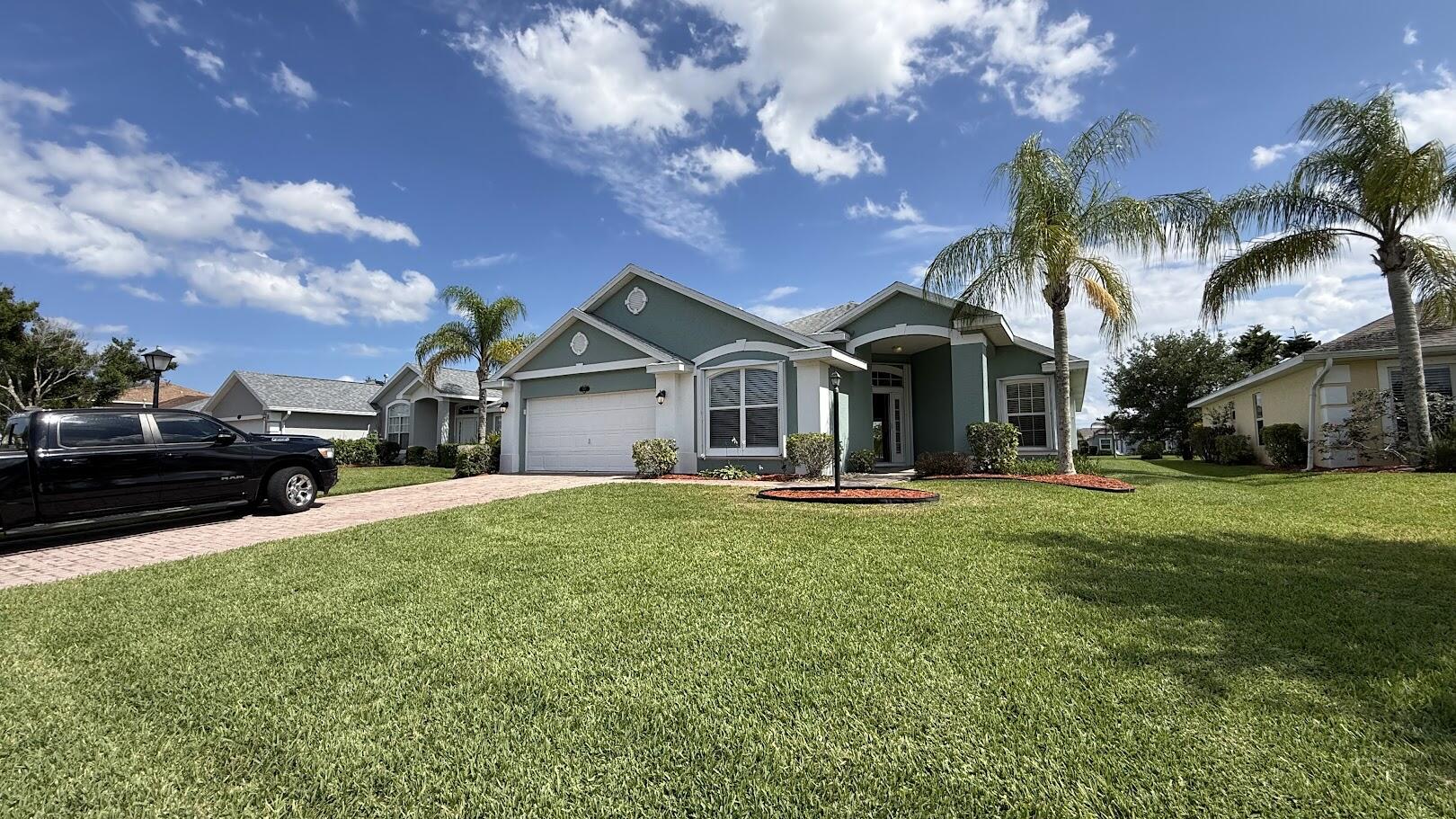 Alquilada 515 S Valencia Cir Circle SW, Vero Beach, FL 32968, Vero Beach, FL 32968