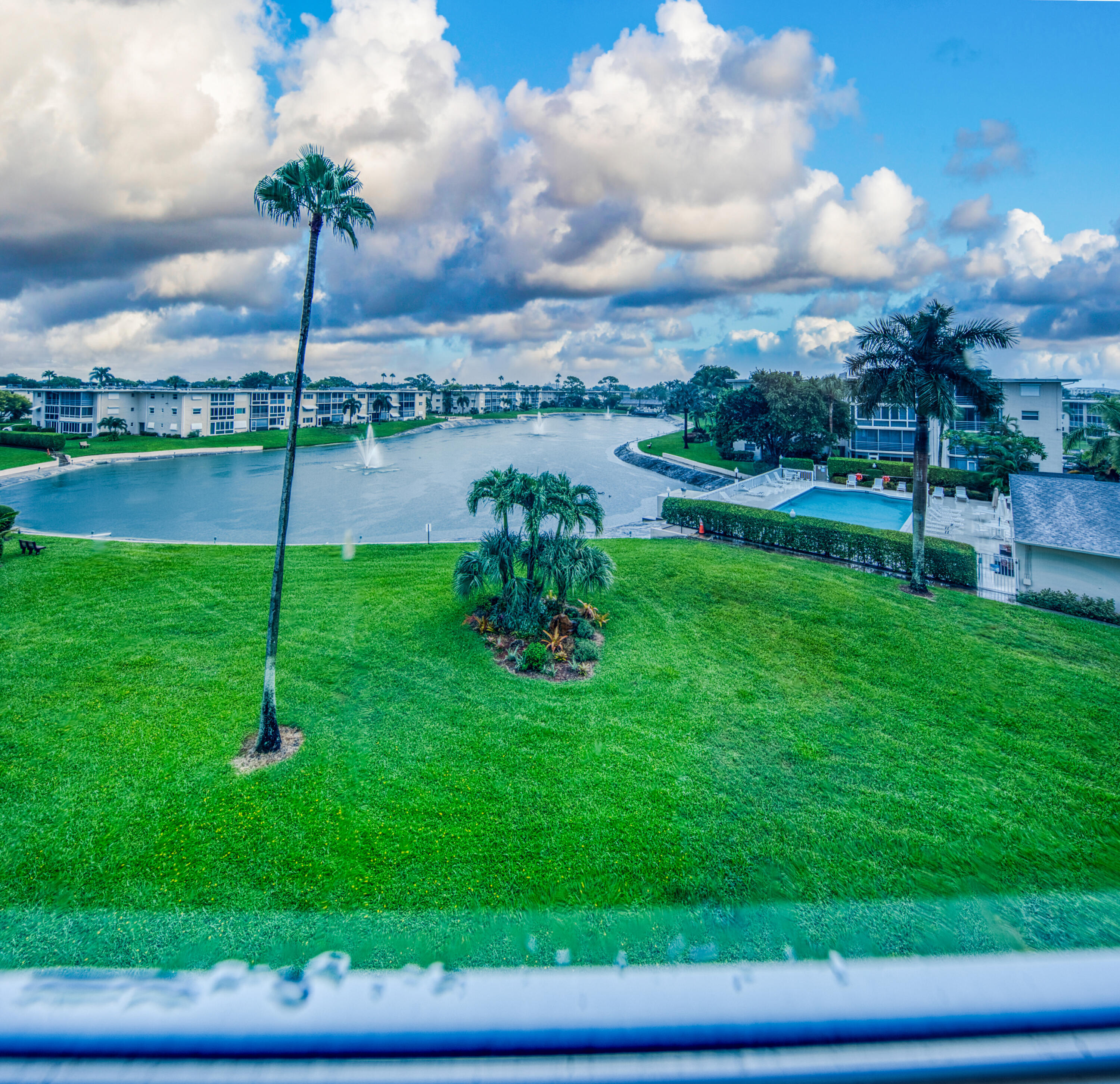 Foto de propiedad en 2728 N Garden Dr Drive N 413, Lake Worth, FL 33461 Lake Worth con MLS# 