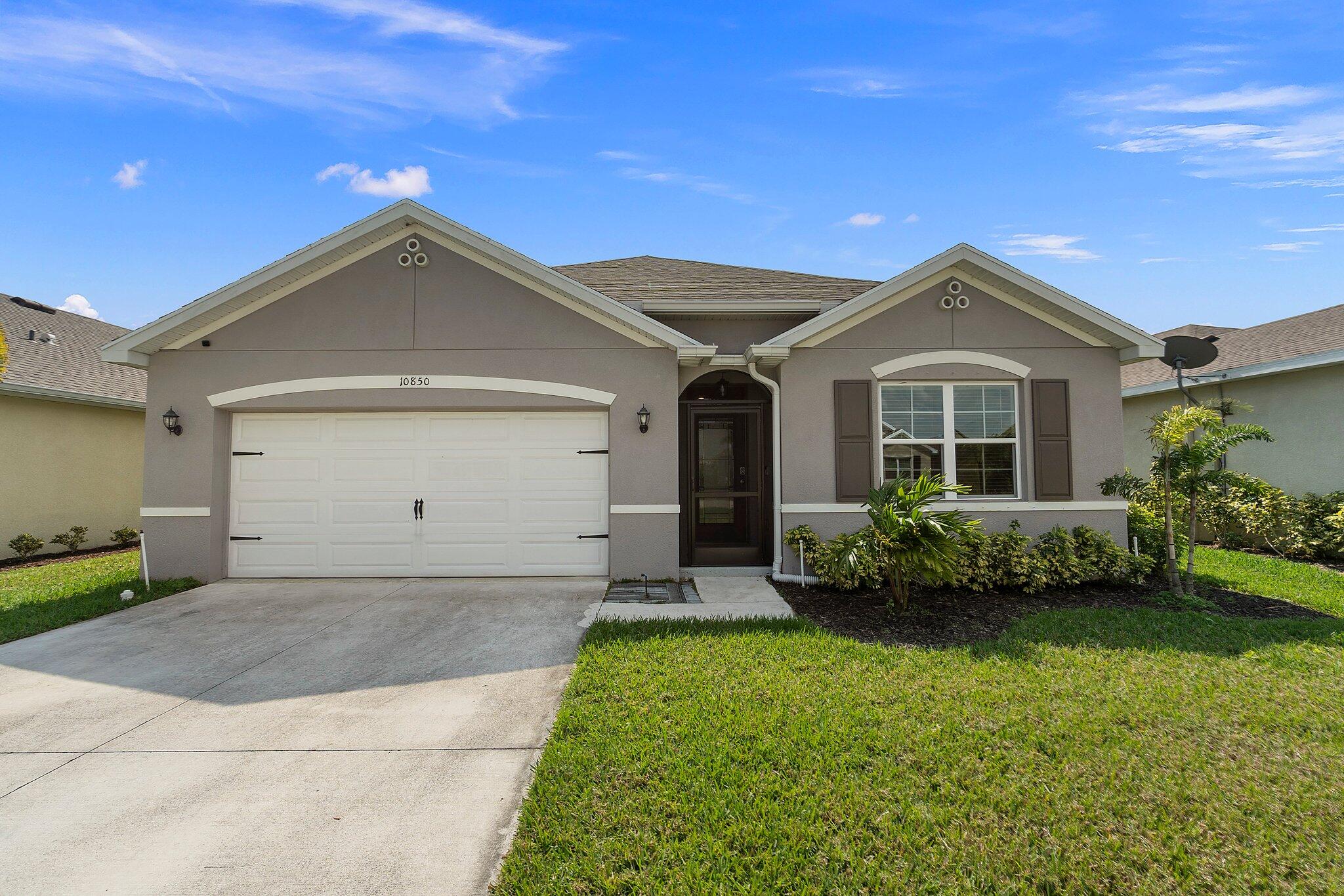 Alquilada 10850 SW Pacini Way, Port St. Lucie, FL 34987, Port St. Lucie, FL 34987