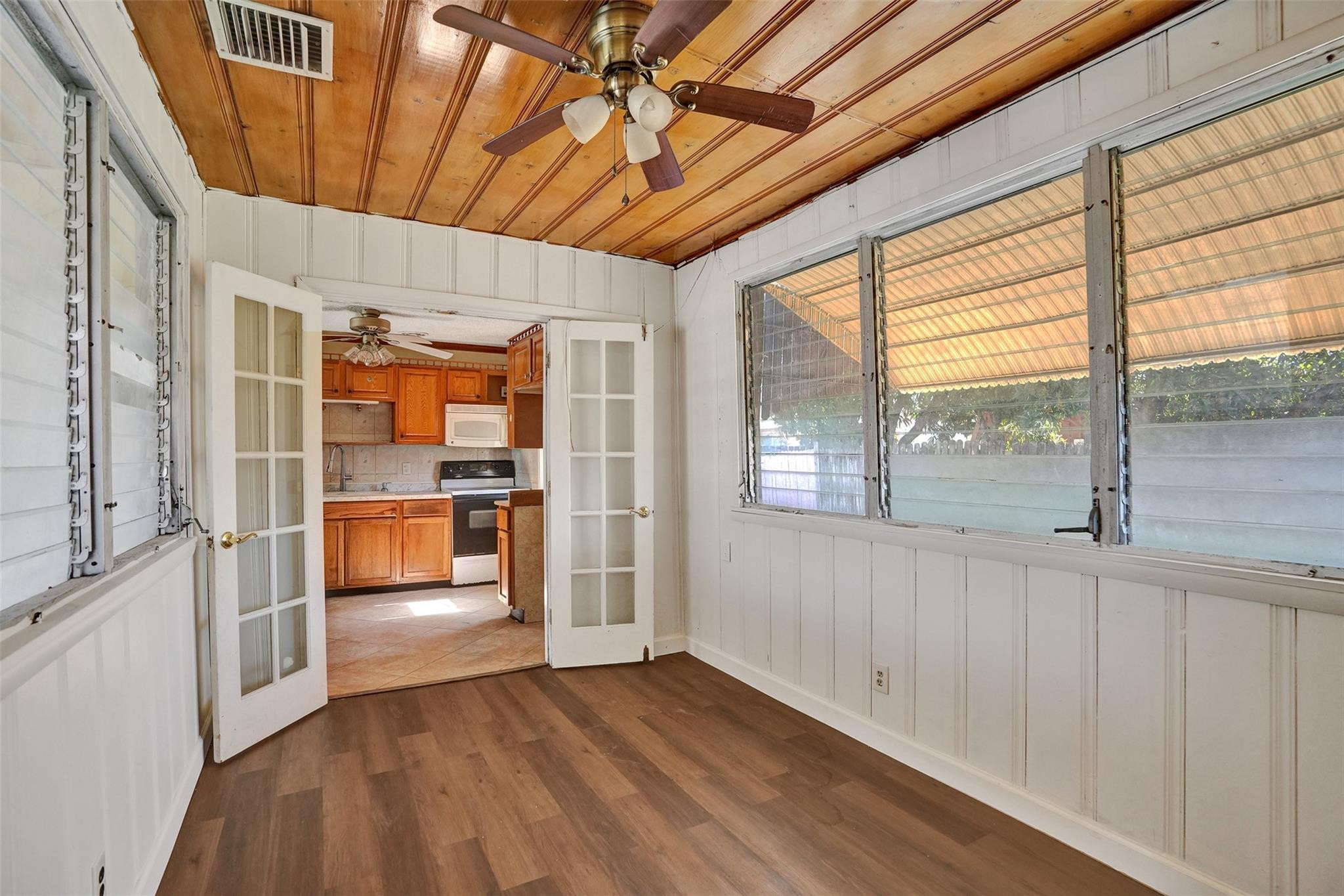 Foto de propiedad en 1560 NE 31st Court, Pompano Beach, FL 33064 Pompano Beach con MLS# 
