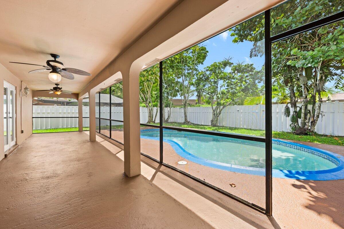 Foto de propiedad en 11744 NW 26th Court, Coral Springs, FL 33065 Coral Springs con MLS# 