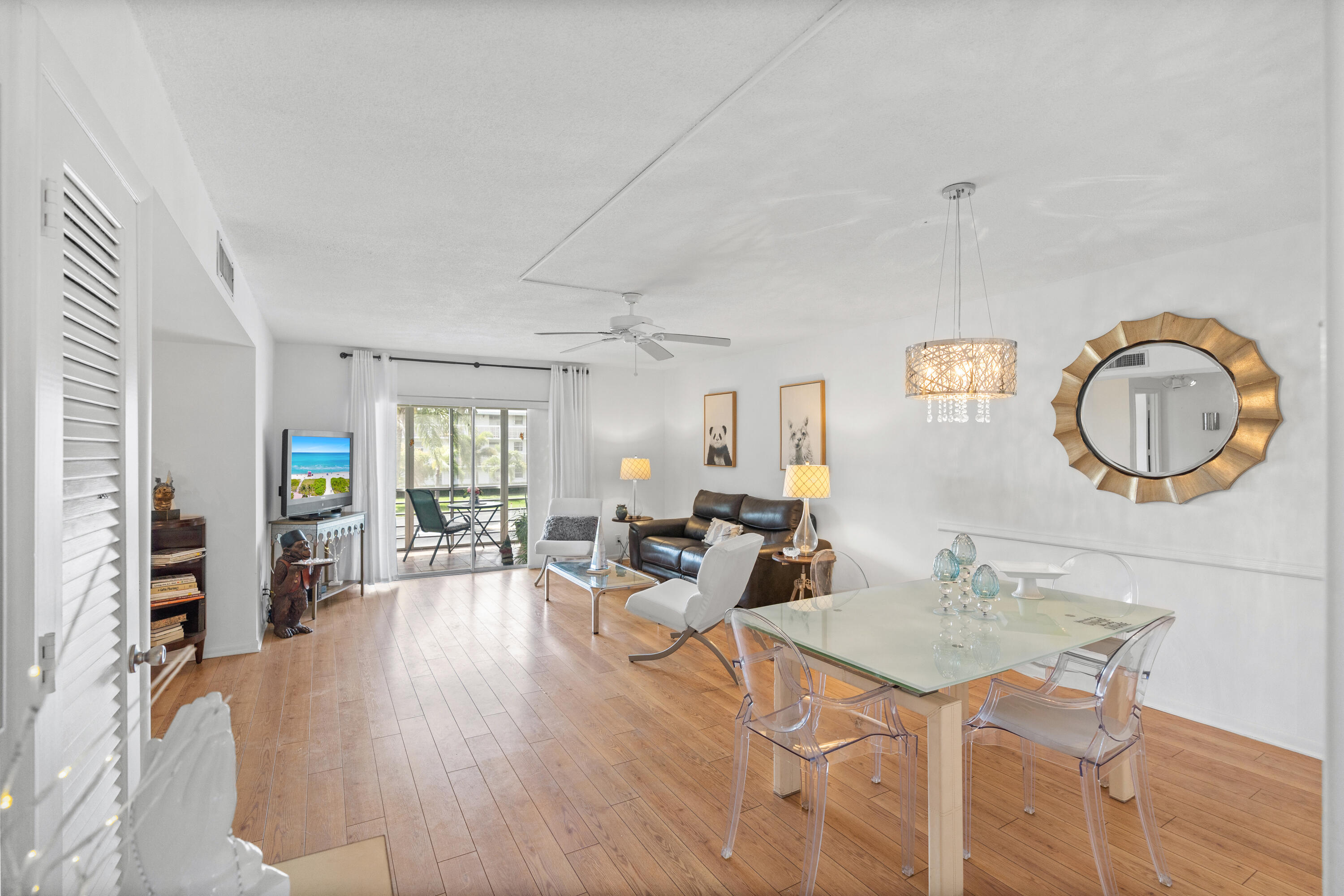 Foto de propiedad en 25 SE 13th Street B3, Boca Raton, FL 33432 Boca Raton con MLS# 