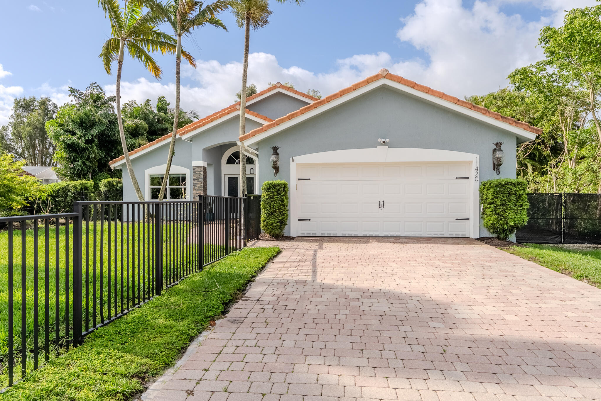 Foto de propiedad en 11420 NW 26th Street, Plantation, FL 33323 Plantation con MLS# 