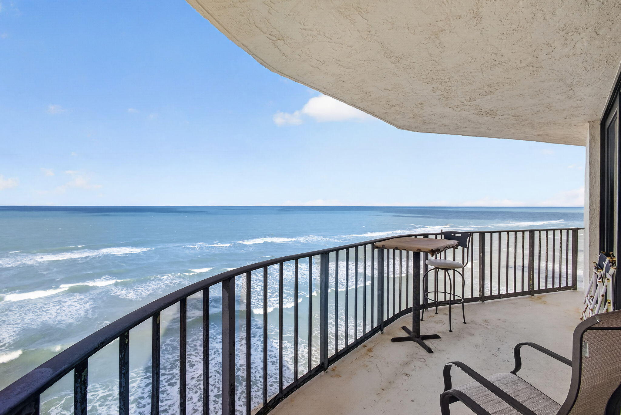 Foto de propiedad en 5420 N Ocean Drive 1201, Singer Island, FL 33404 Singer Island con MLS# 