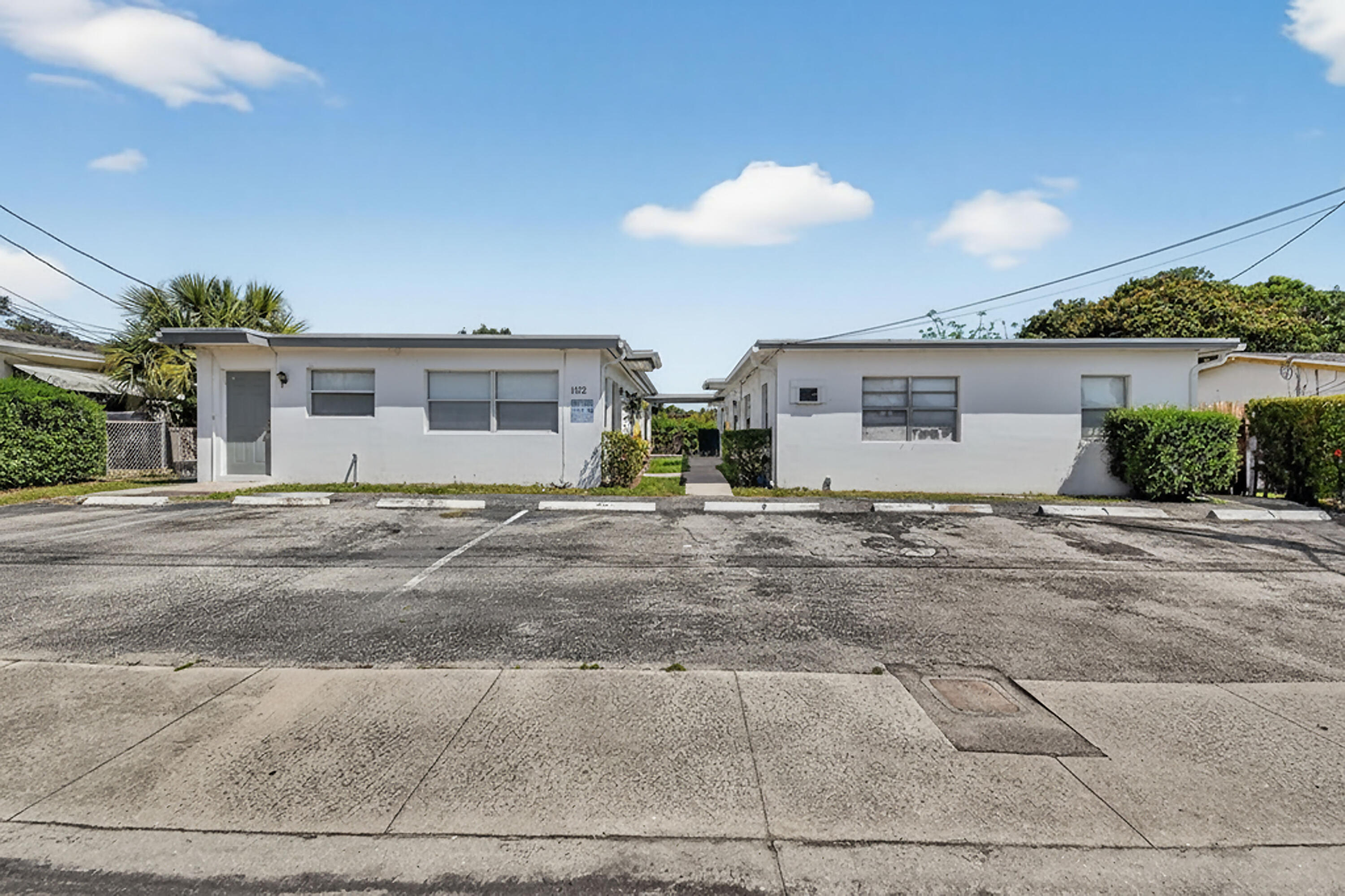 Vendido 1172 W 34th Street 1, Riviera Beach, FL 33404, Riviera Beach, FL 33404