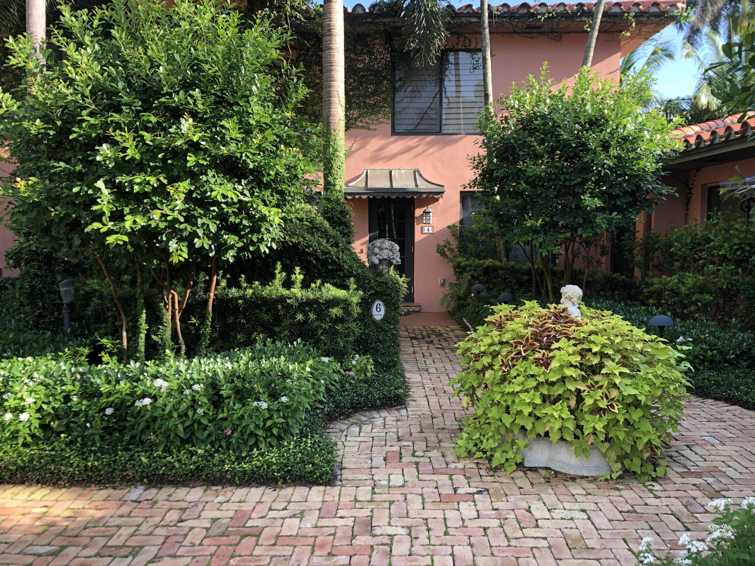 Foto de propiedad en 226 Chilean Avenue 4, Palm Beach, FL 33480 Palm Beach con MLS# 