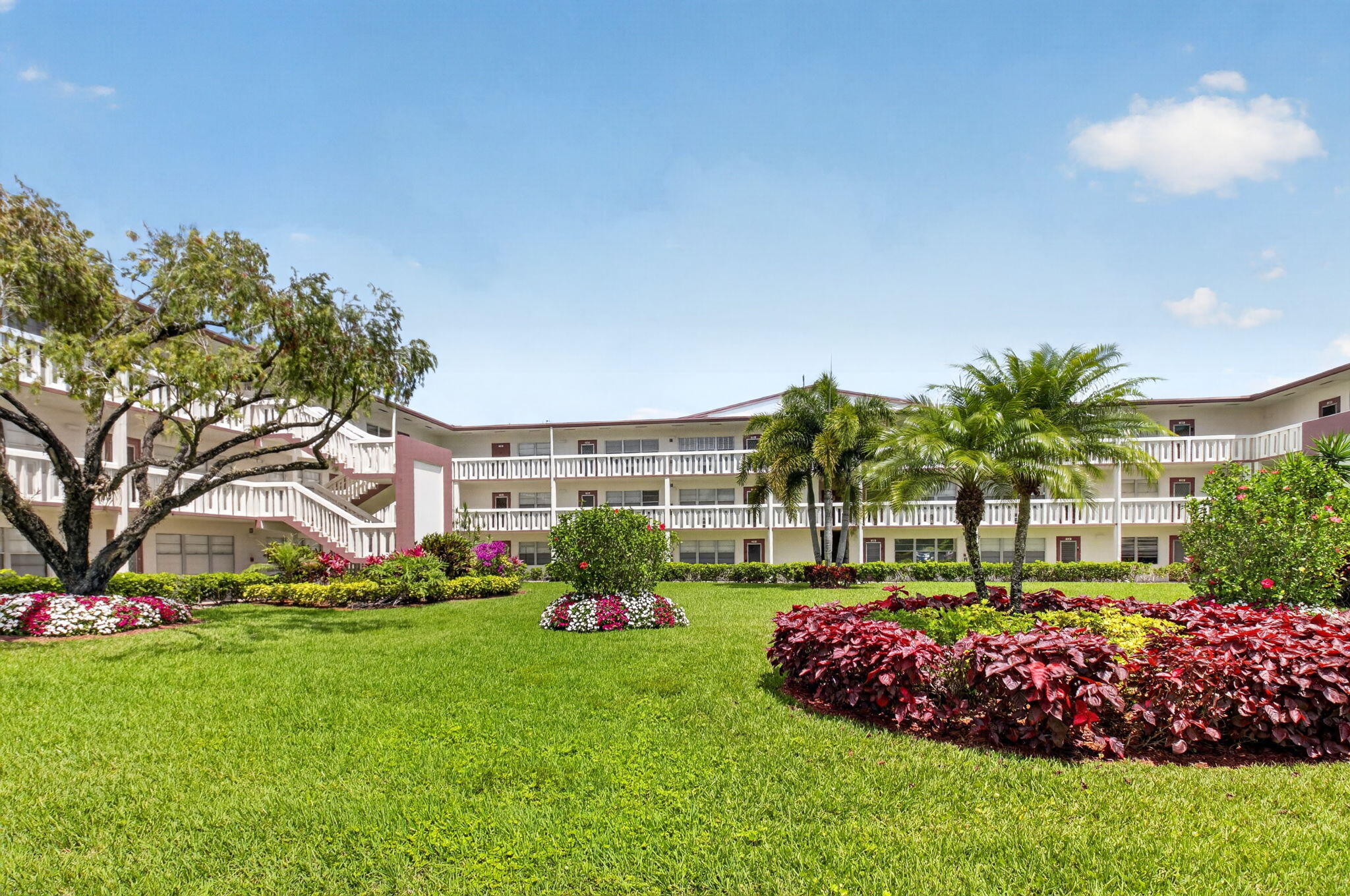 Foto de propiedad en 144 Fanshaw D, Boca Raton, FL 33434 Boca Raton con MLS# 