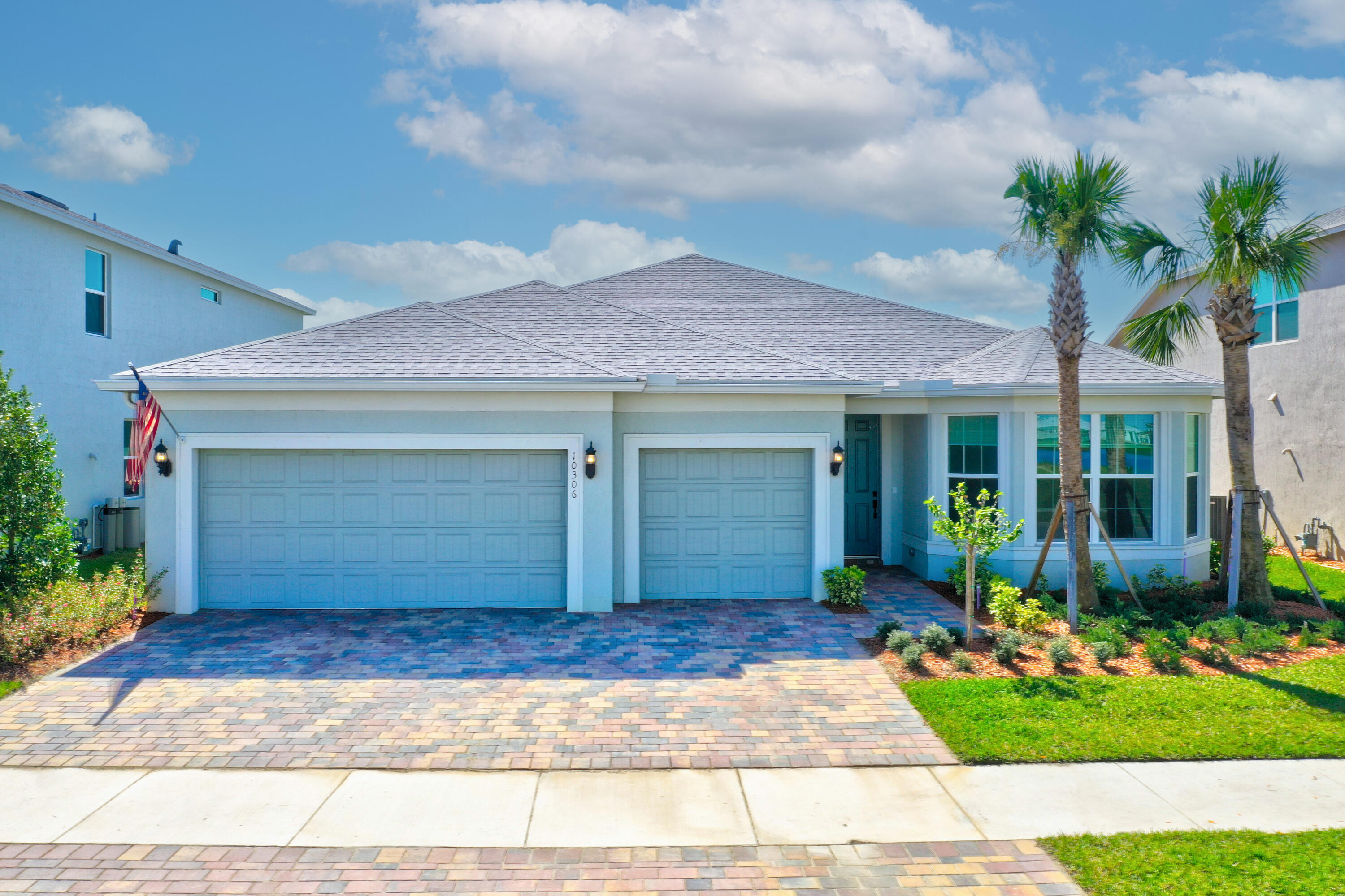 Foto de propiedad en 10306 SW Green Turtle Lane, Port St. Lucie, FL 34987 Port St. Lucie con MLS# 