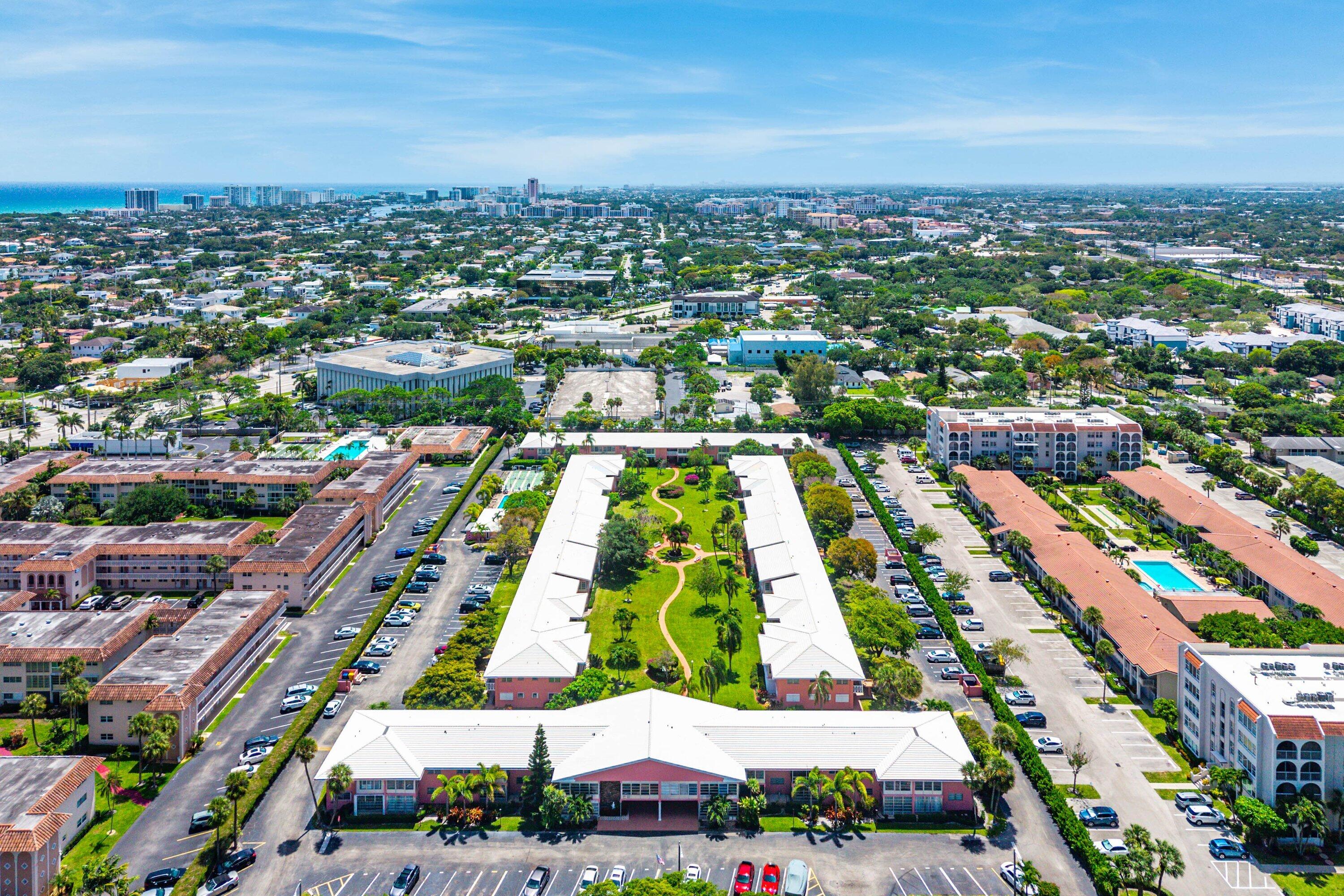 Foto de propiedad en 300 NE 20th Street 308, Boca Raton, FL 33431 Boca Raton con MLS# 