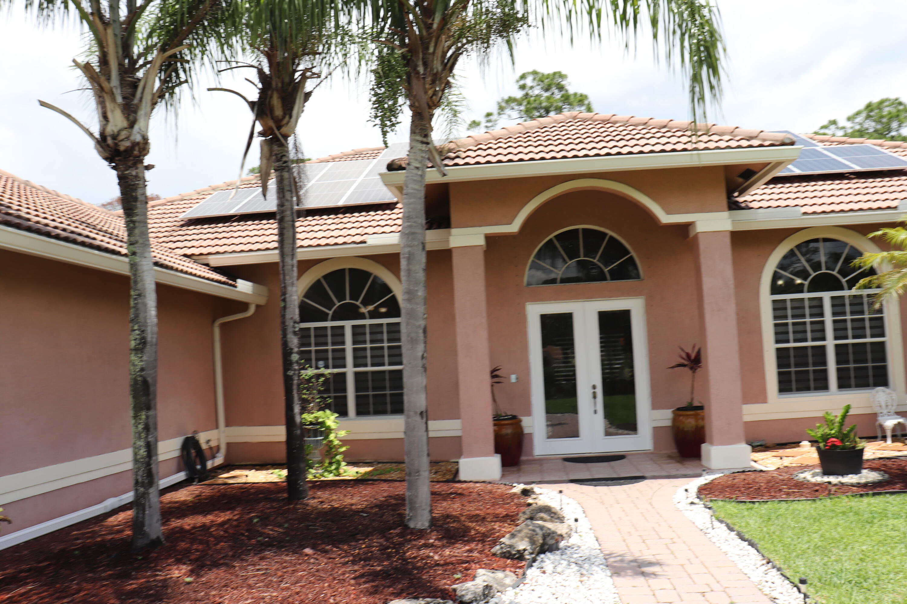 Foto de propiedad en 12517 Temple Blvd Boulevard, West Palm Beach, FL 33412 West Palm Beach con MLS# 